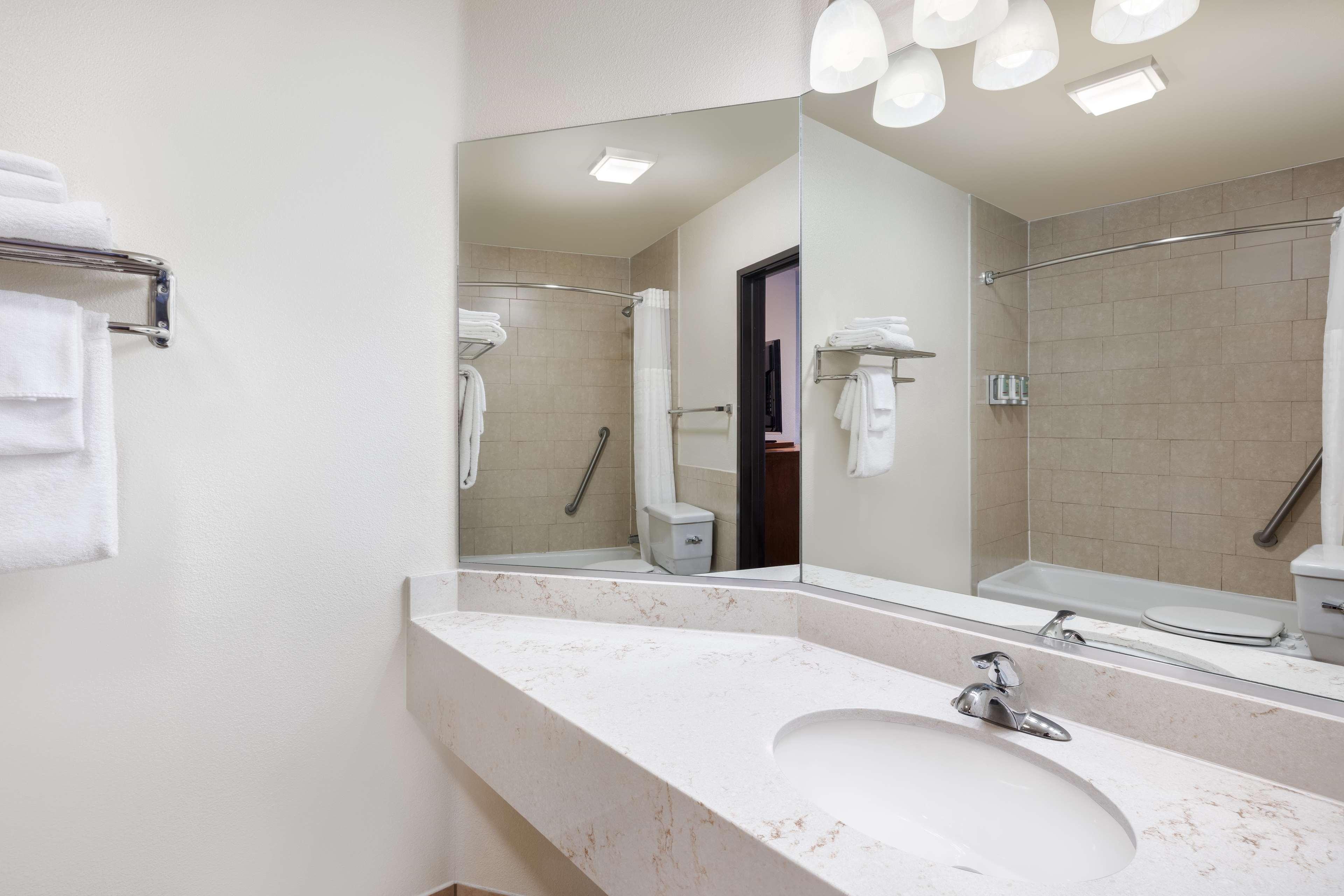 Room Queen Bed Non Smoking