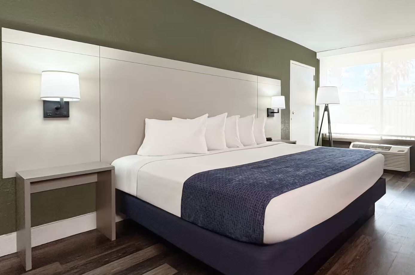 Double King Size Bed