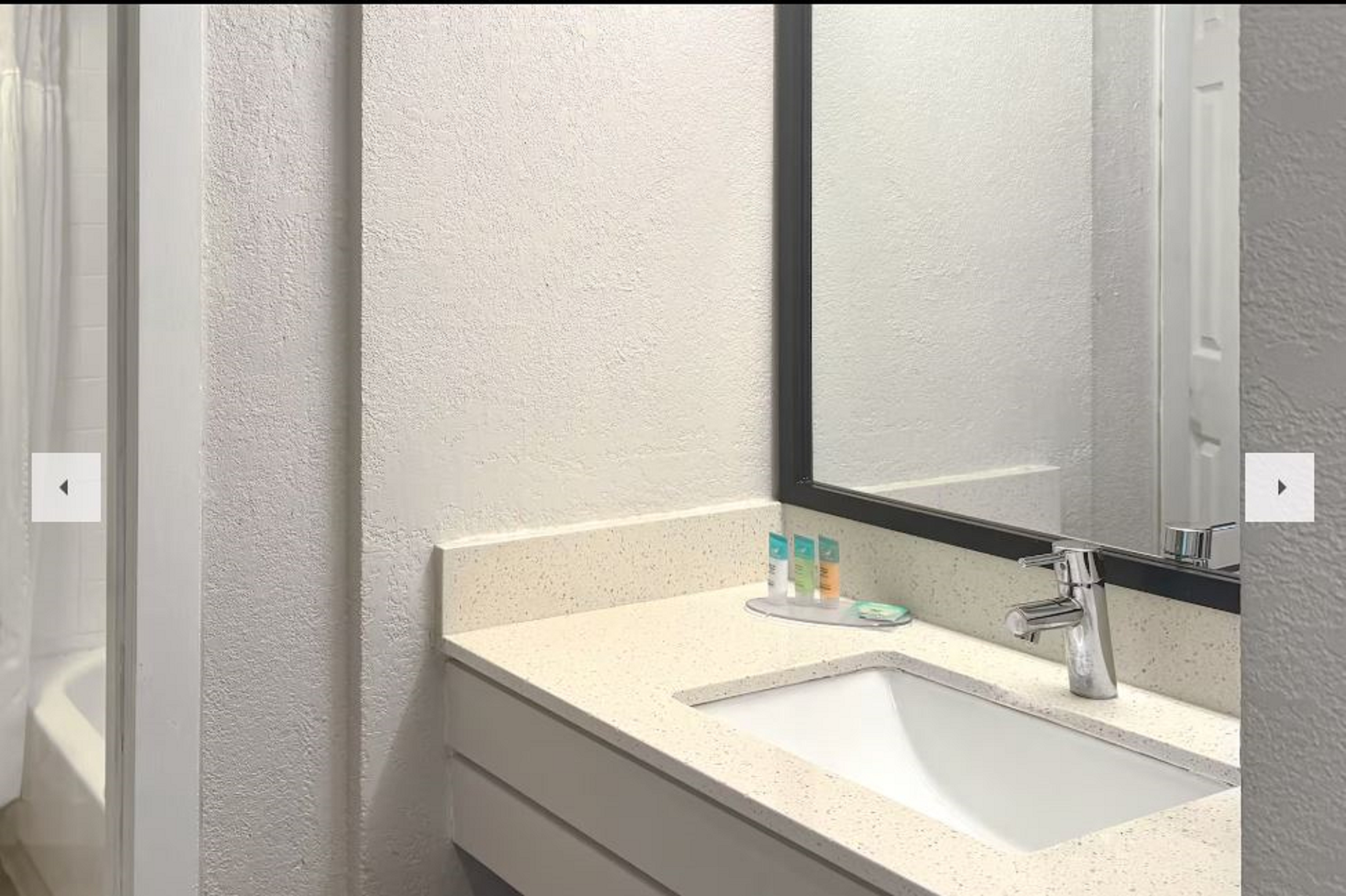 Double Accessible King Size Bed