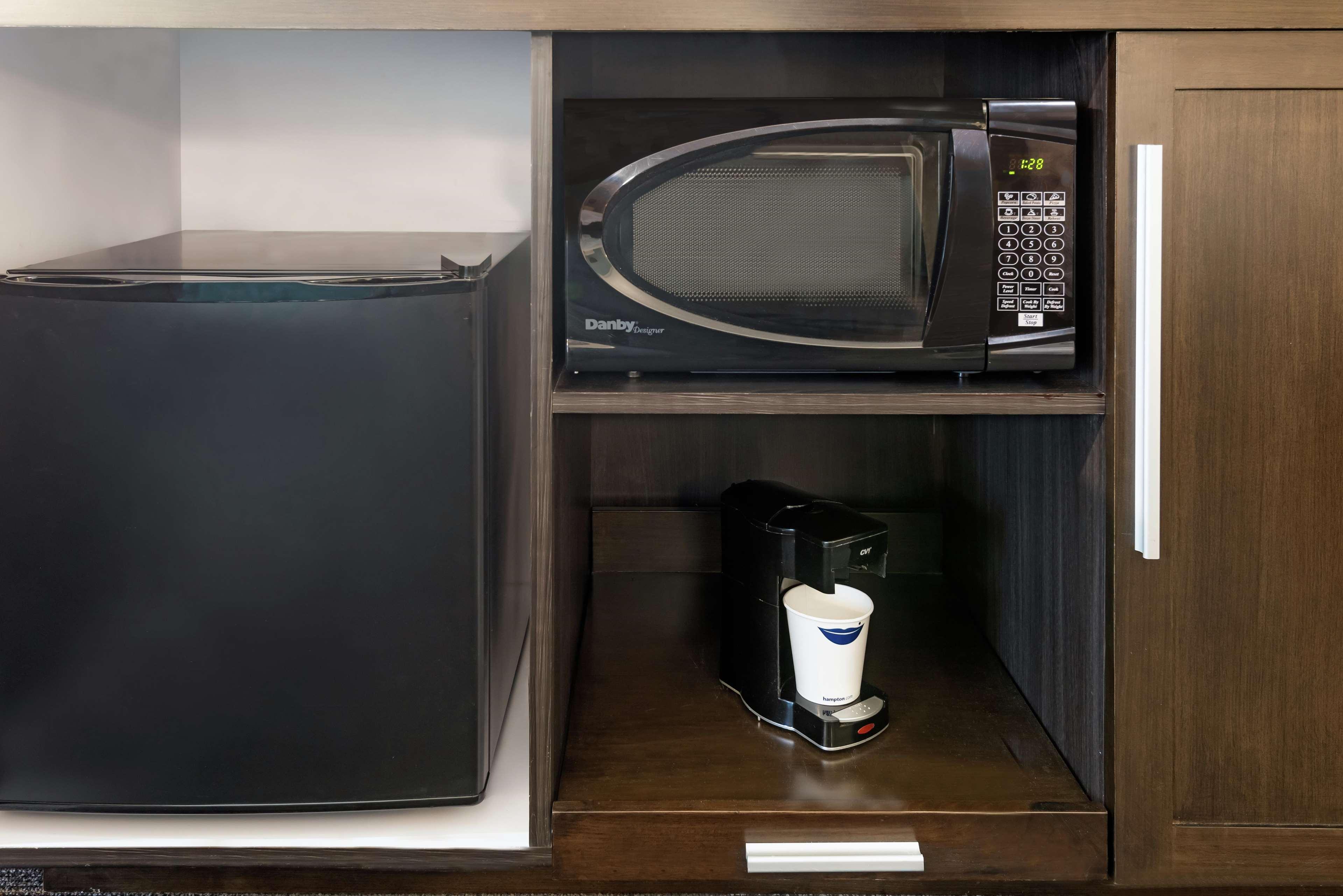 Double Deluxe King Bed