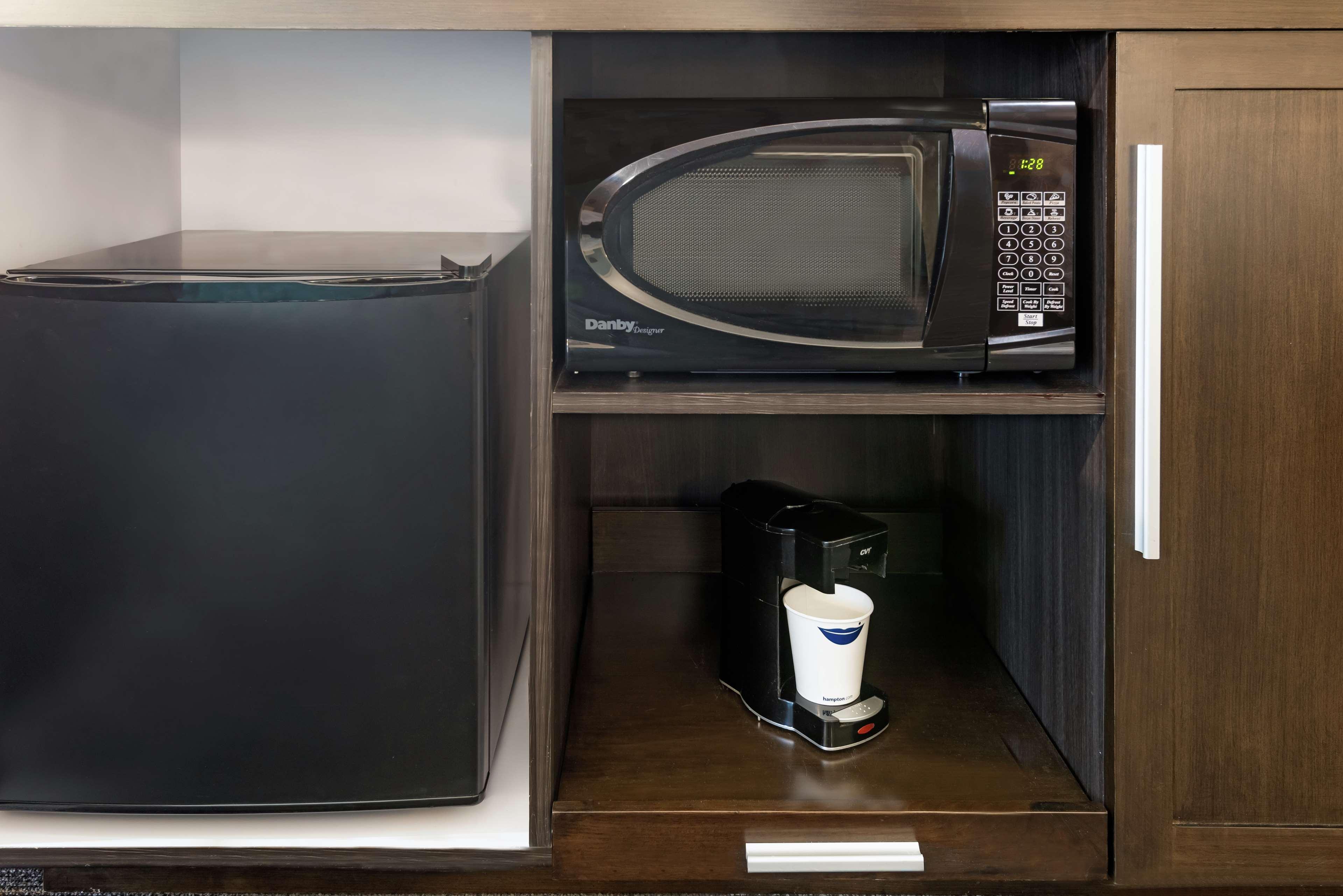 Double Queen Bed Non Smoking