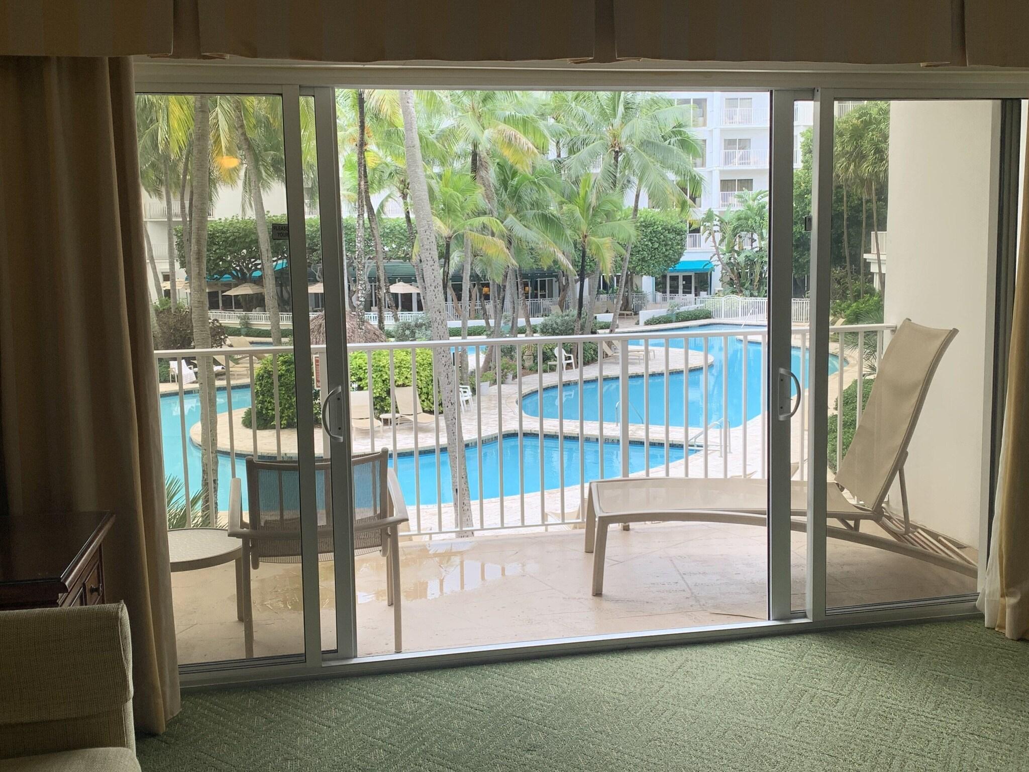 Suite Pool View