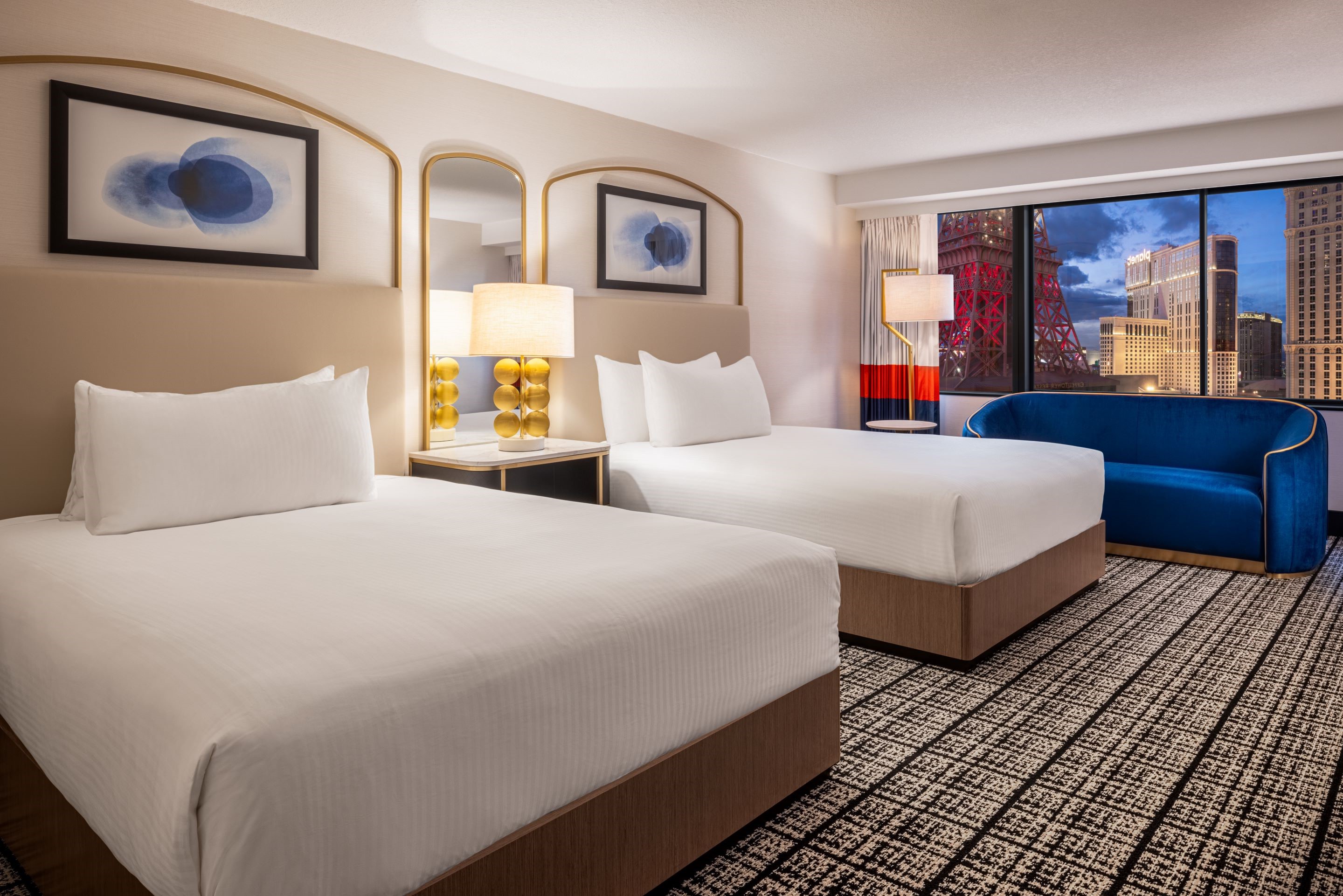 Quadruple with Views Non Smoking