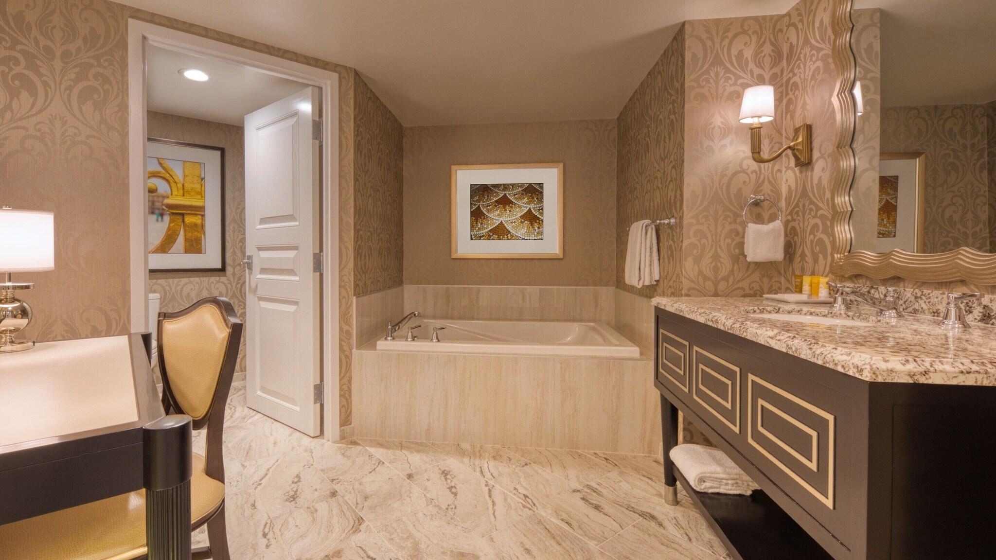 Suite Executive King Bed