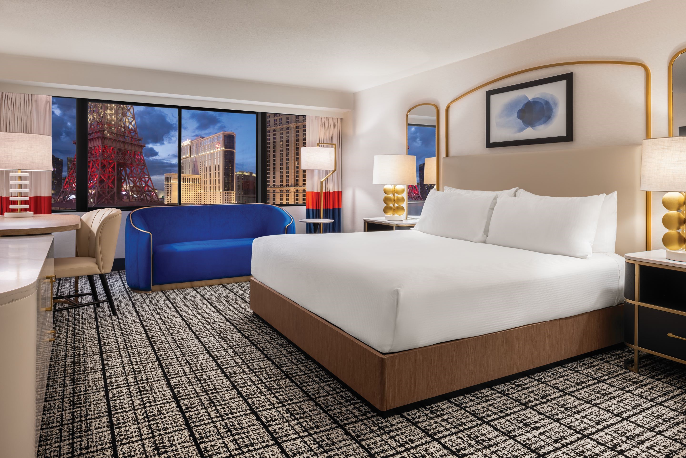 Double Pool View King Bed