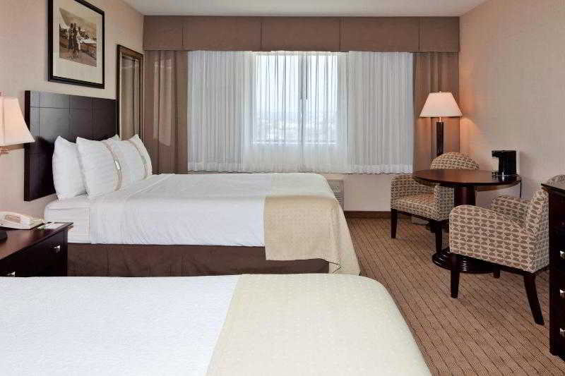 Double Two Queen Beds