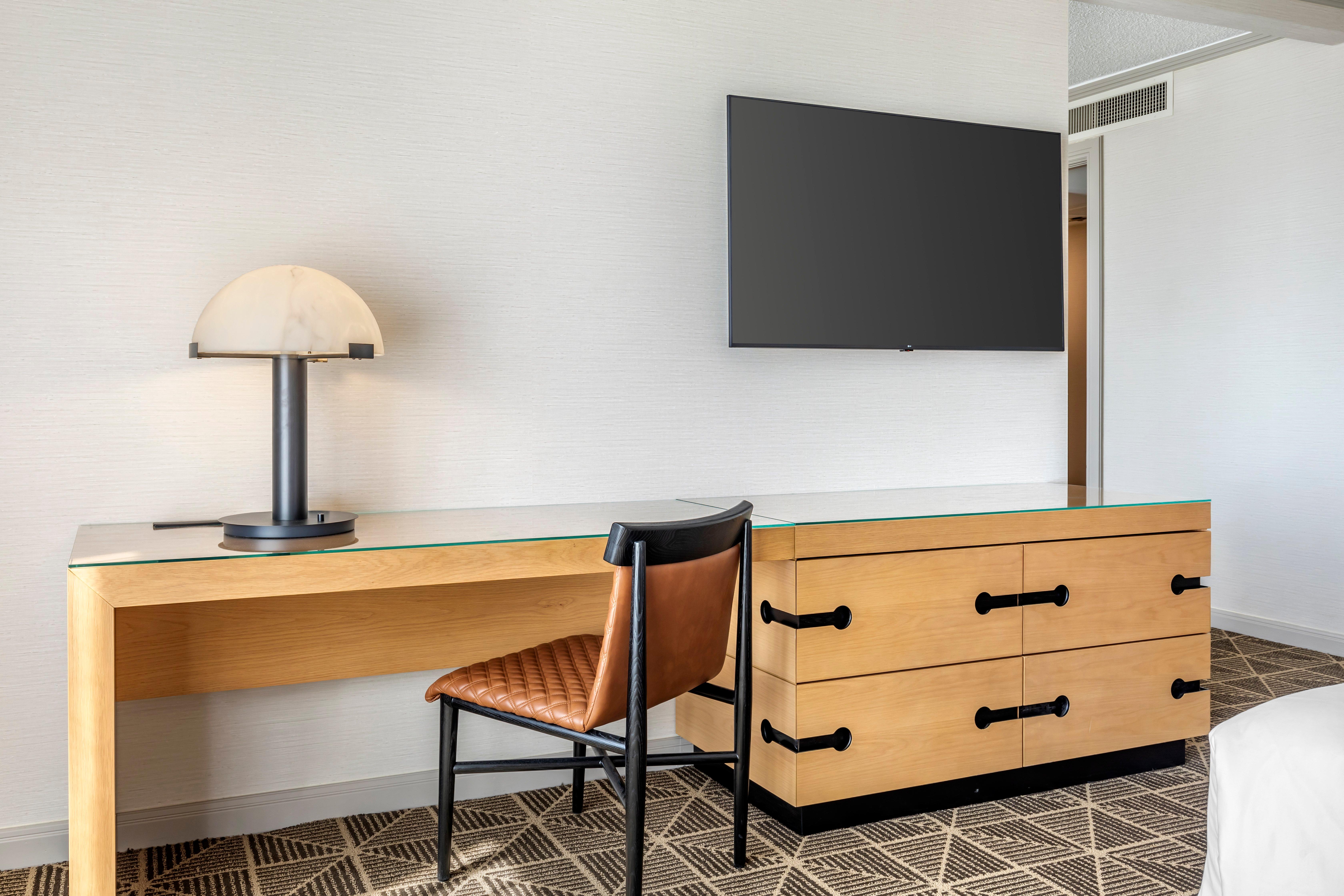 Double Deluxe King Bed