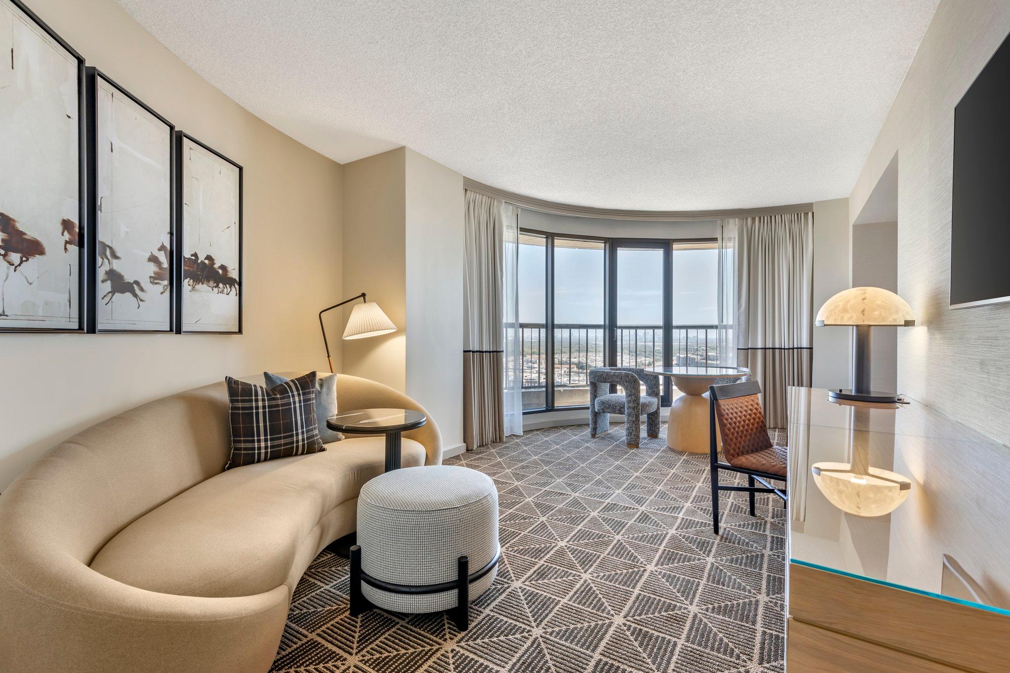 Double Deluxe King Bed