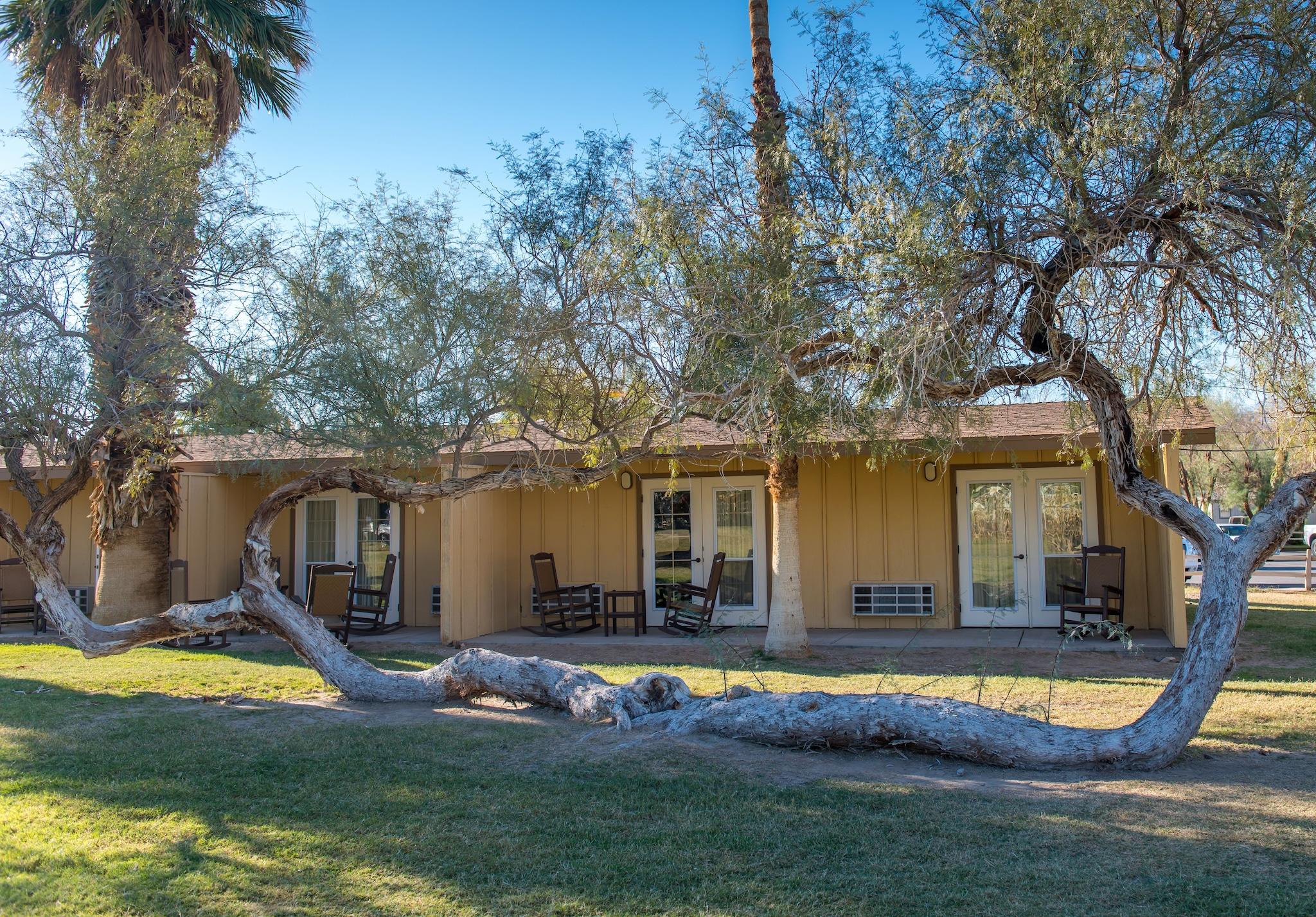 Quadruple Deluxe Two Queen Beds