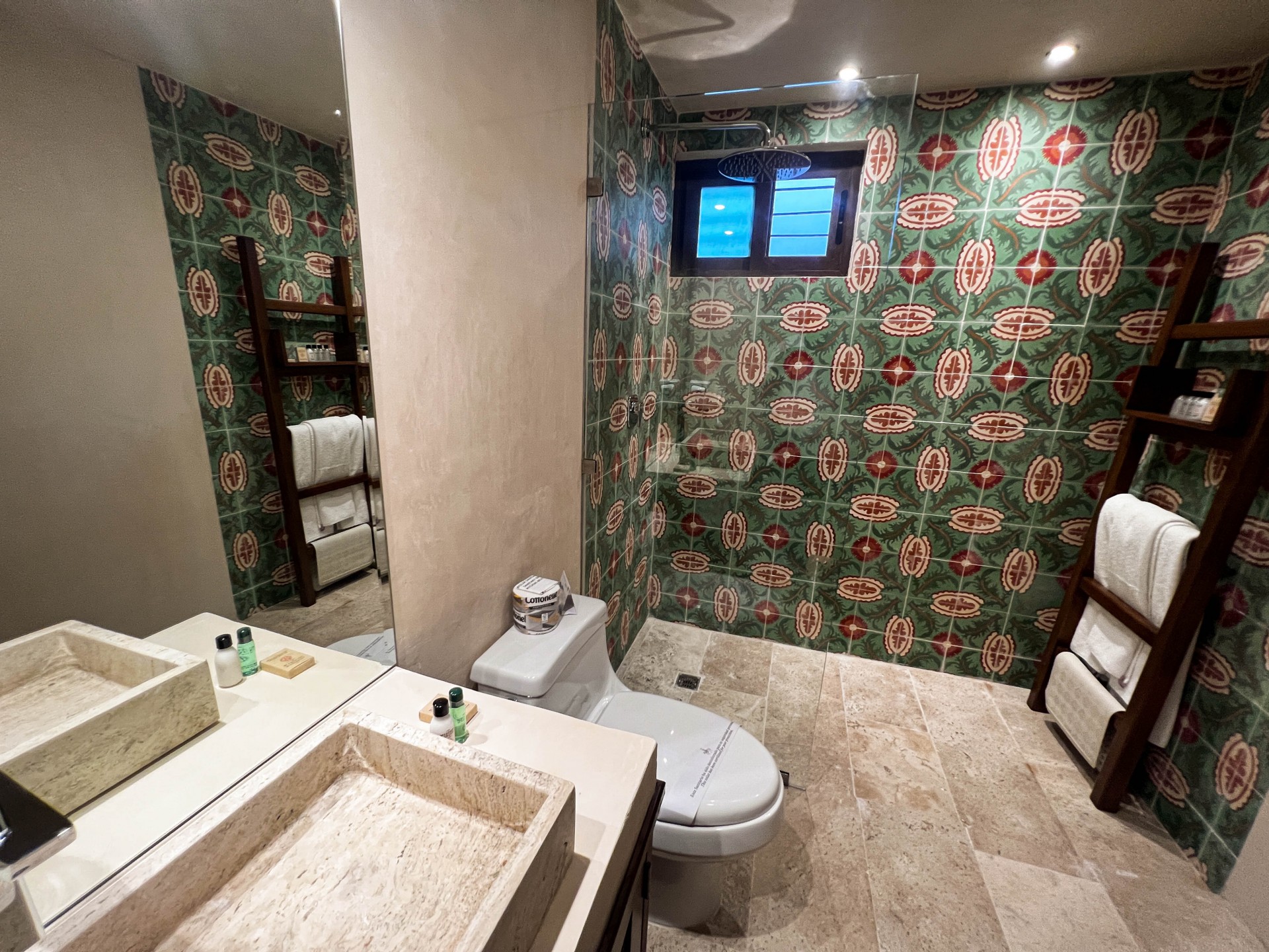 Family Room Three Beds