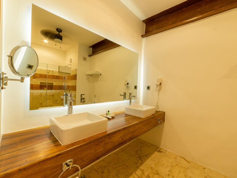 Double Executive King Bed