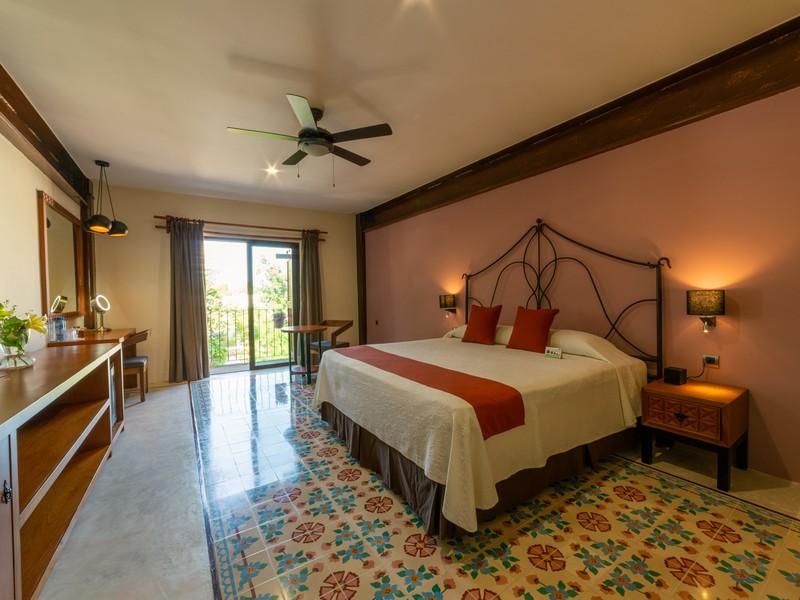 Double Executive King Bed