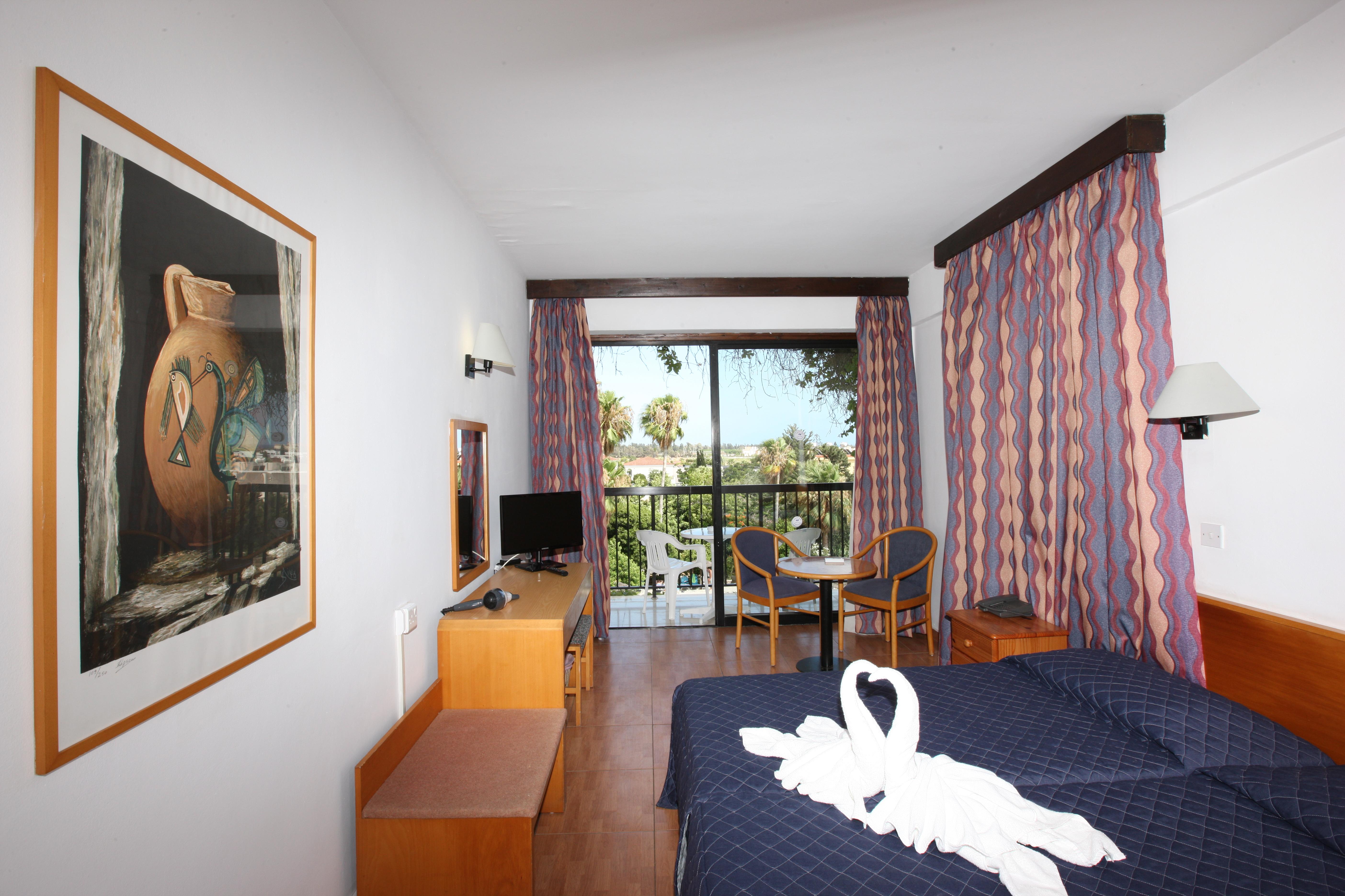 Double or Twin Standard