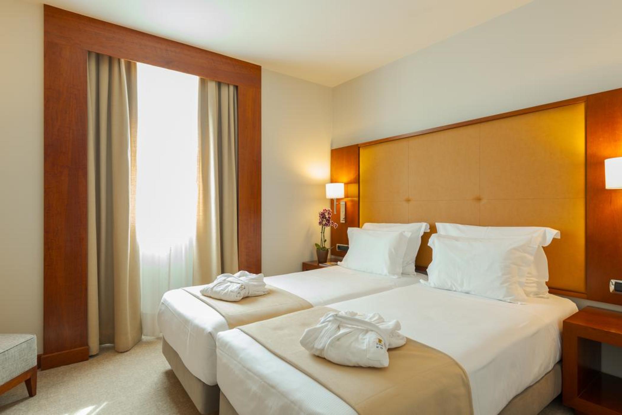 Double or Twin Standard