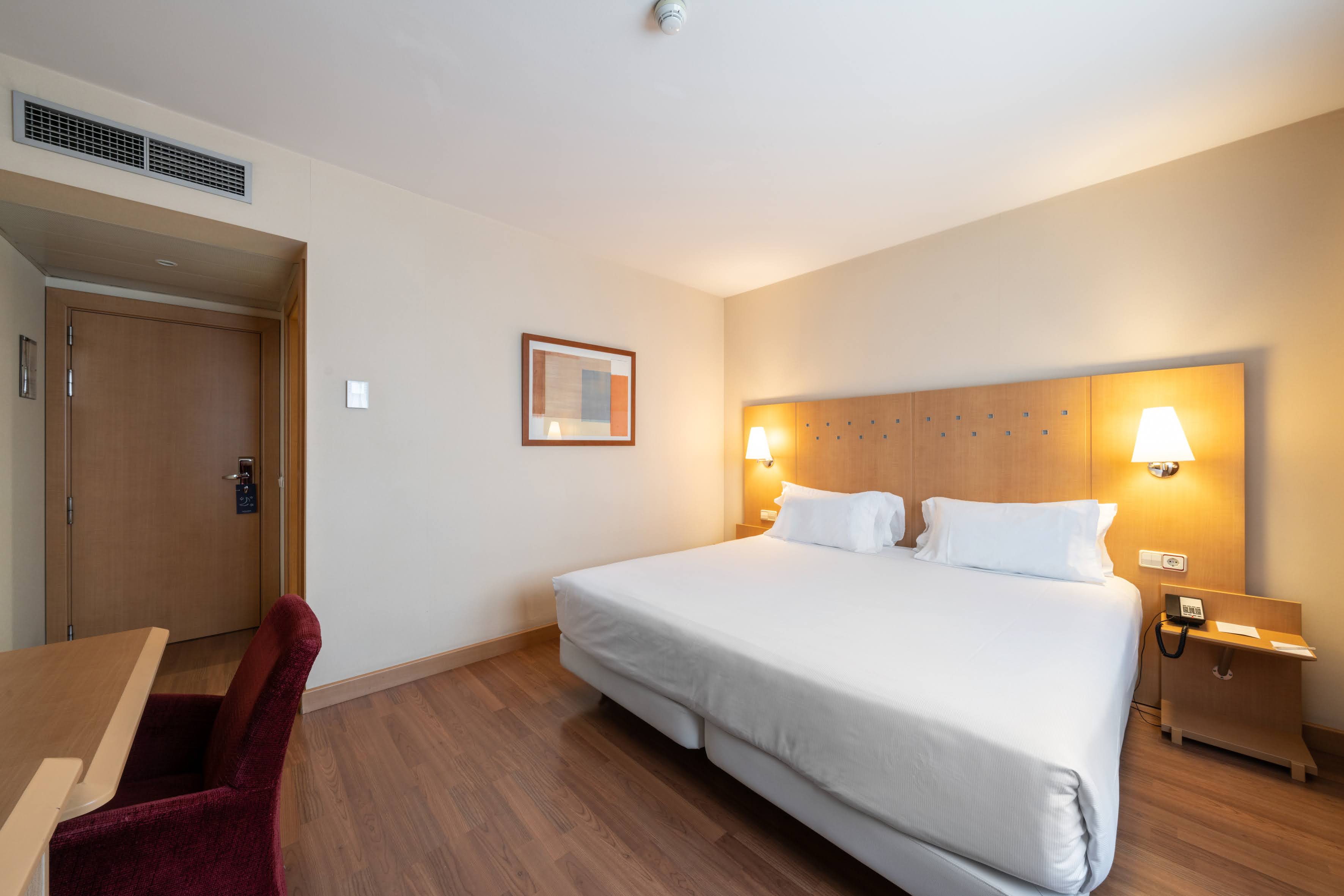 Double or Twin Standard