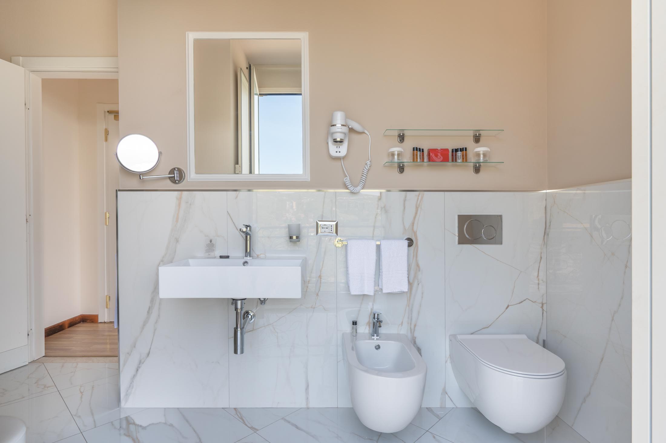 Double or Twin Luxury Sea View