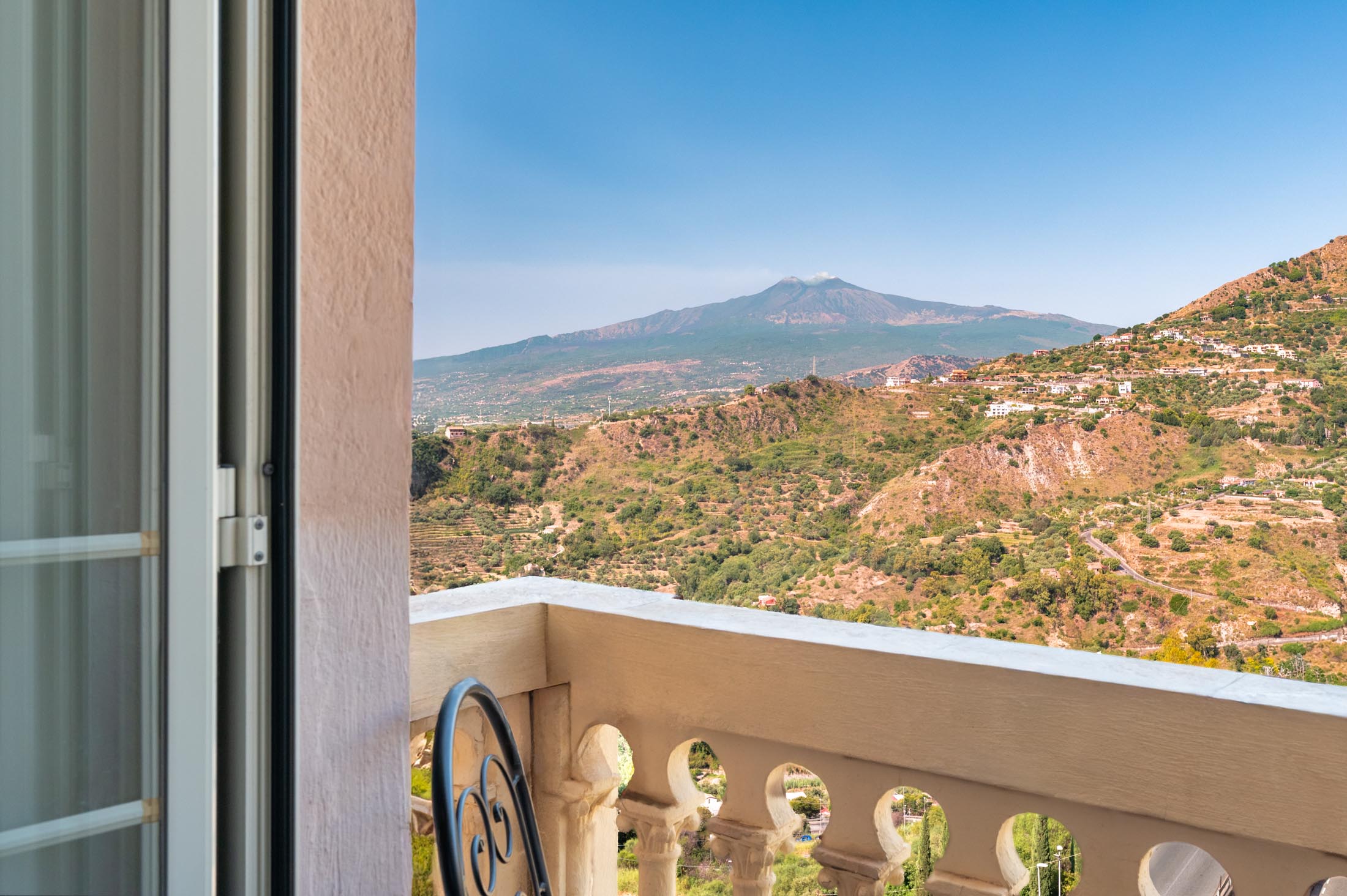 Double or Twin Deluxe with Balcony