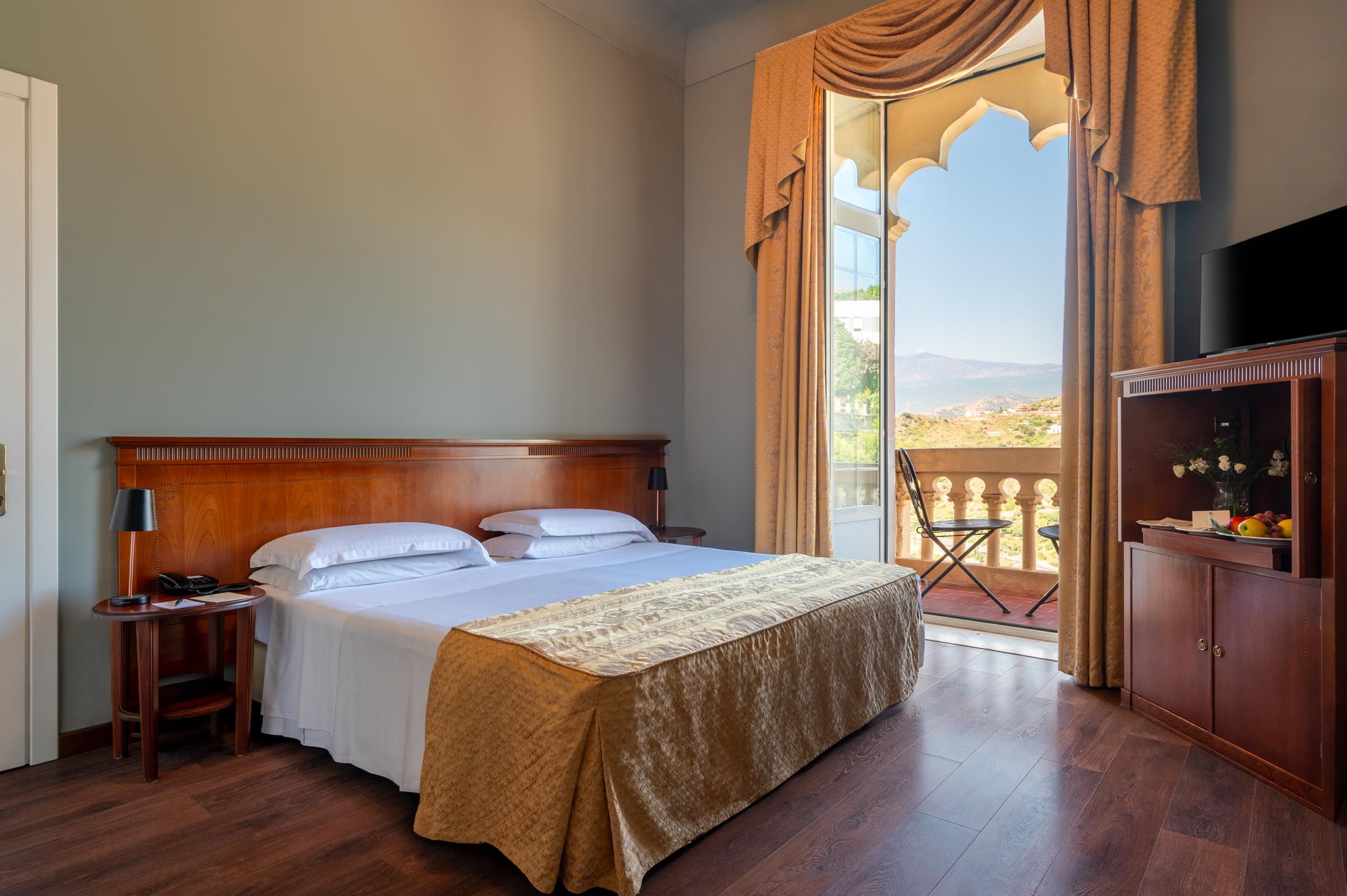 Double or Twin Deluxe with Balcony