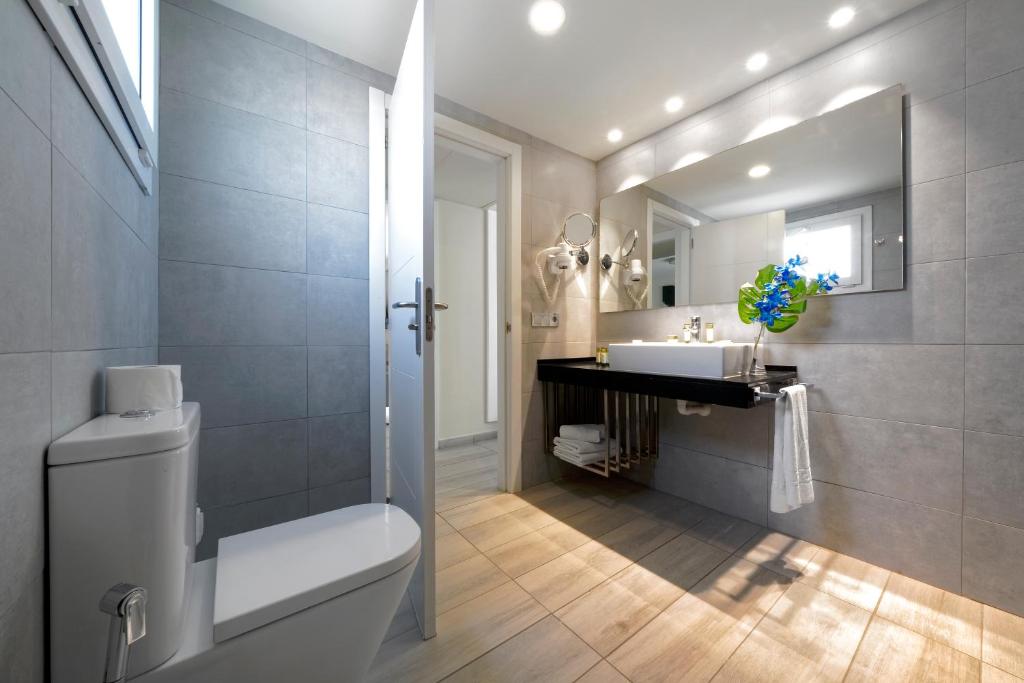 Family Room Standard