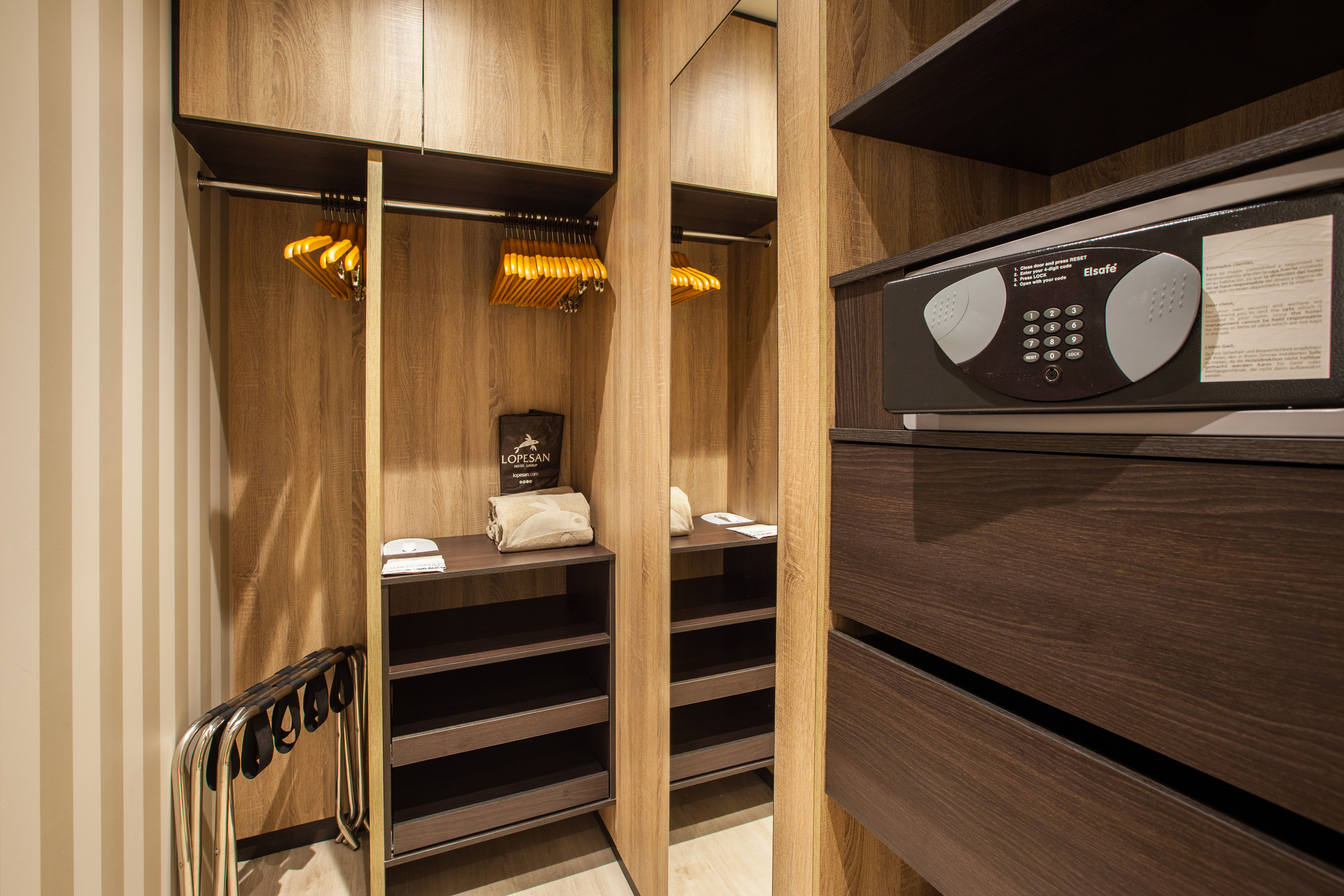 Double or Twin Standard