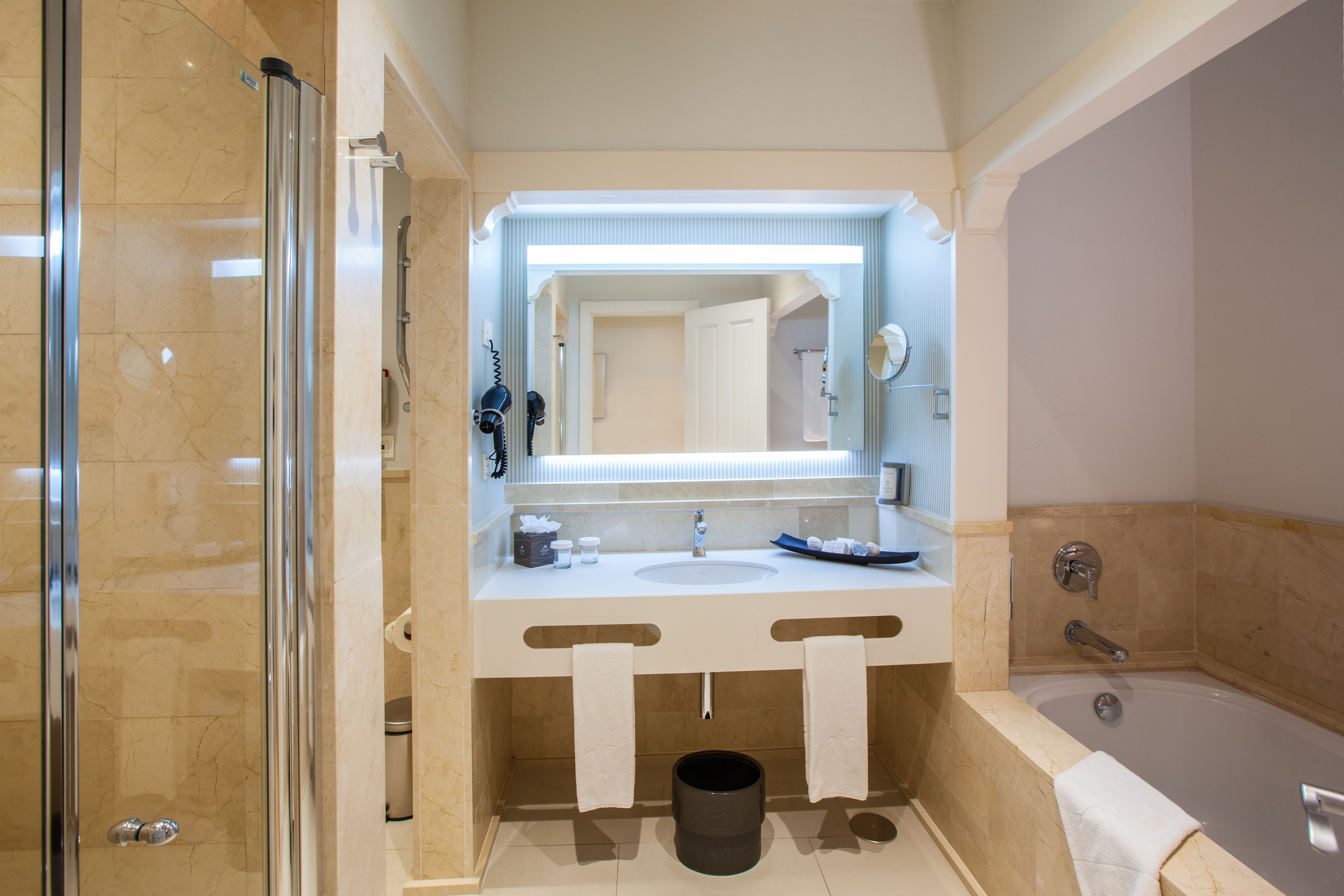 Double or Twin Standard