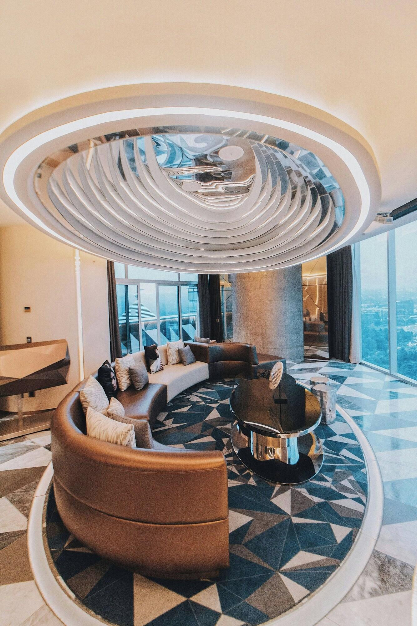 Double Penthouse with Views