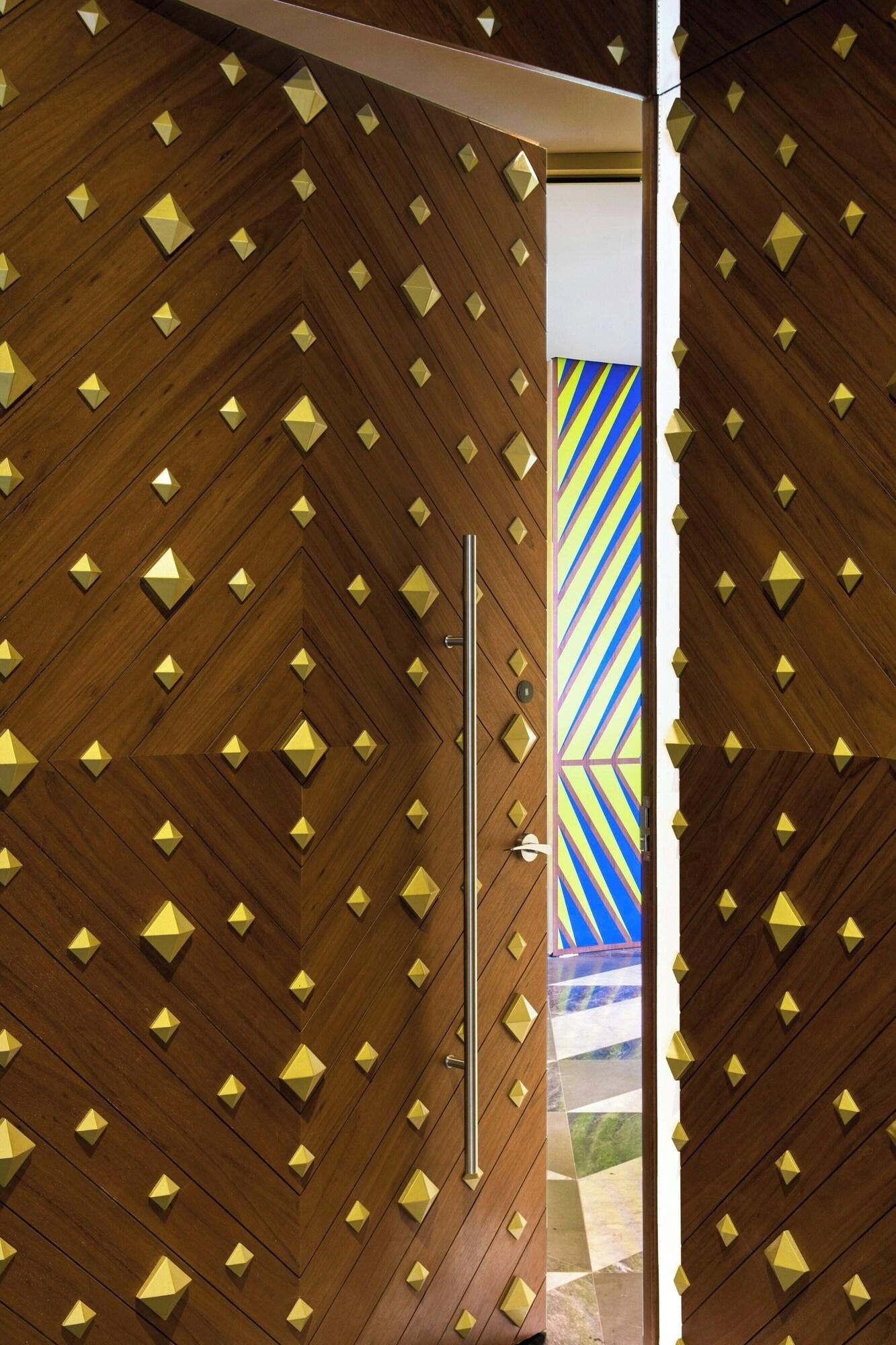 Double Penthouse with Views