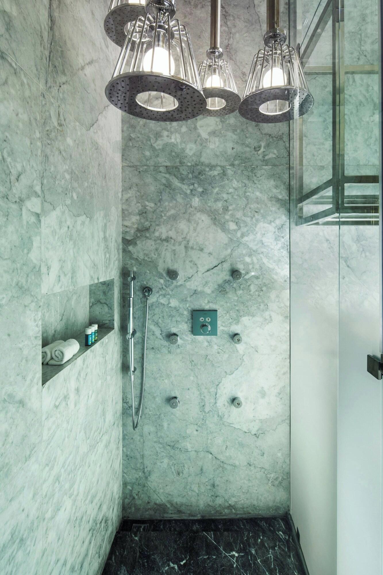 Double Penthouse with Views