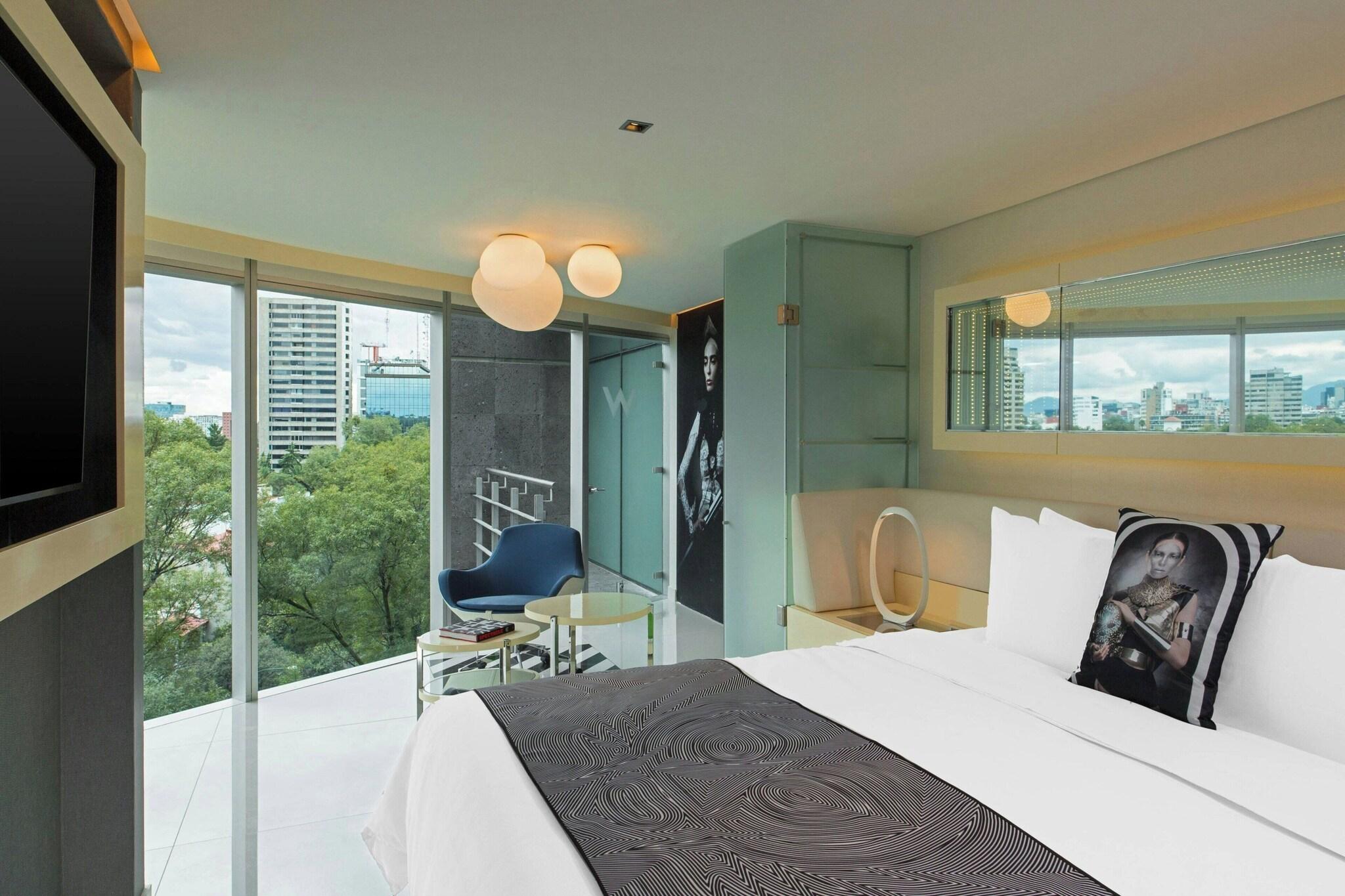 Suite City View King Bed