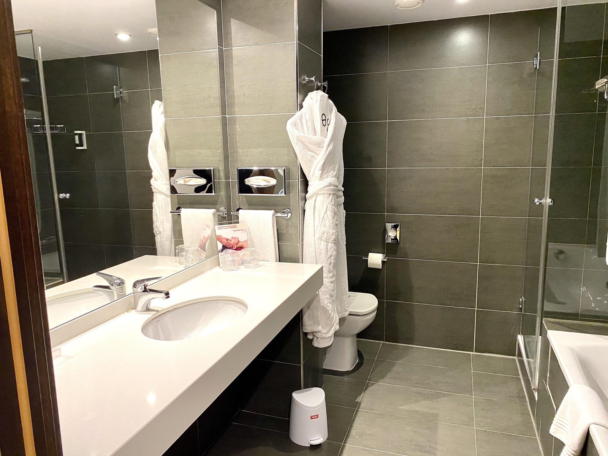 Double Single Deluxe