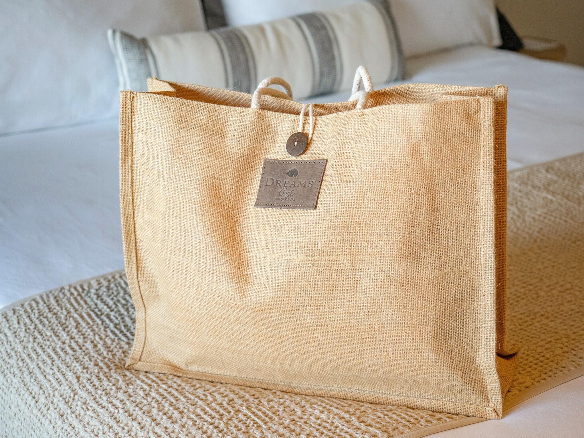 Bungalow Club with Views