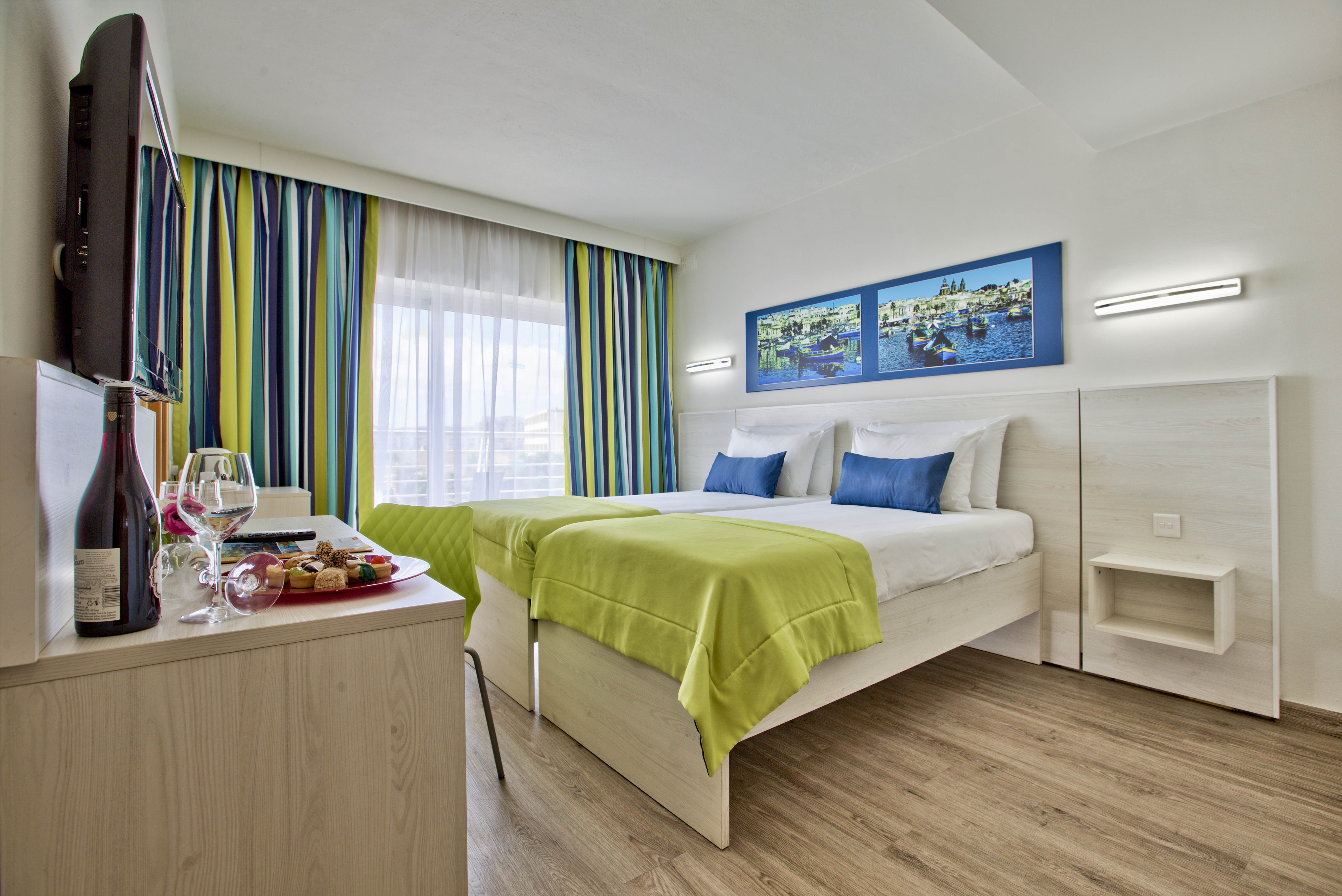 Double or Twin Standard