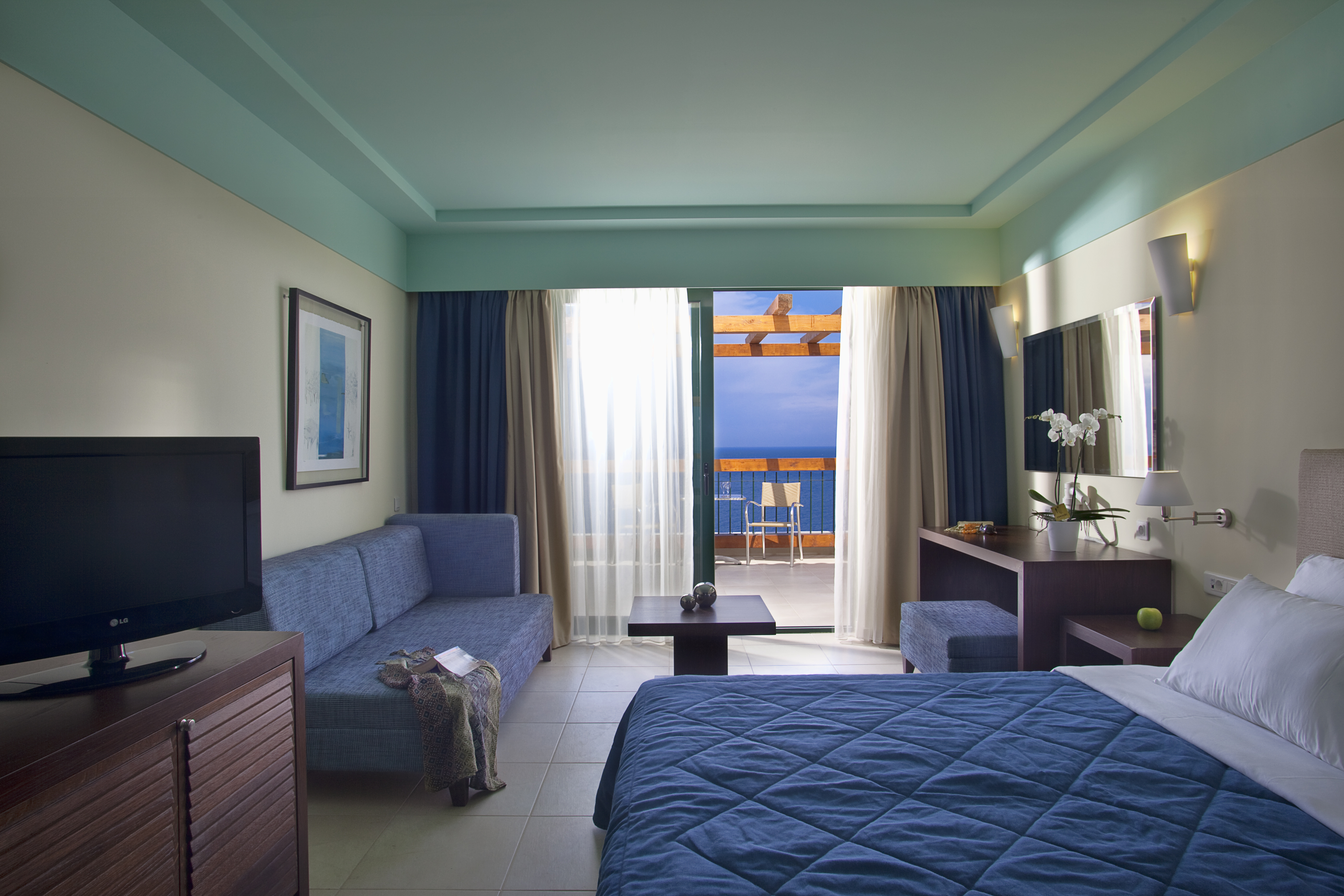 Double or Twin Superior Sea View