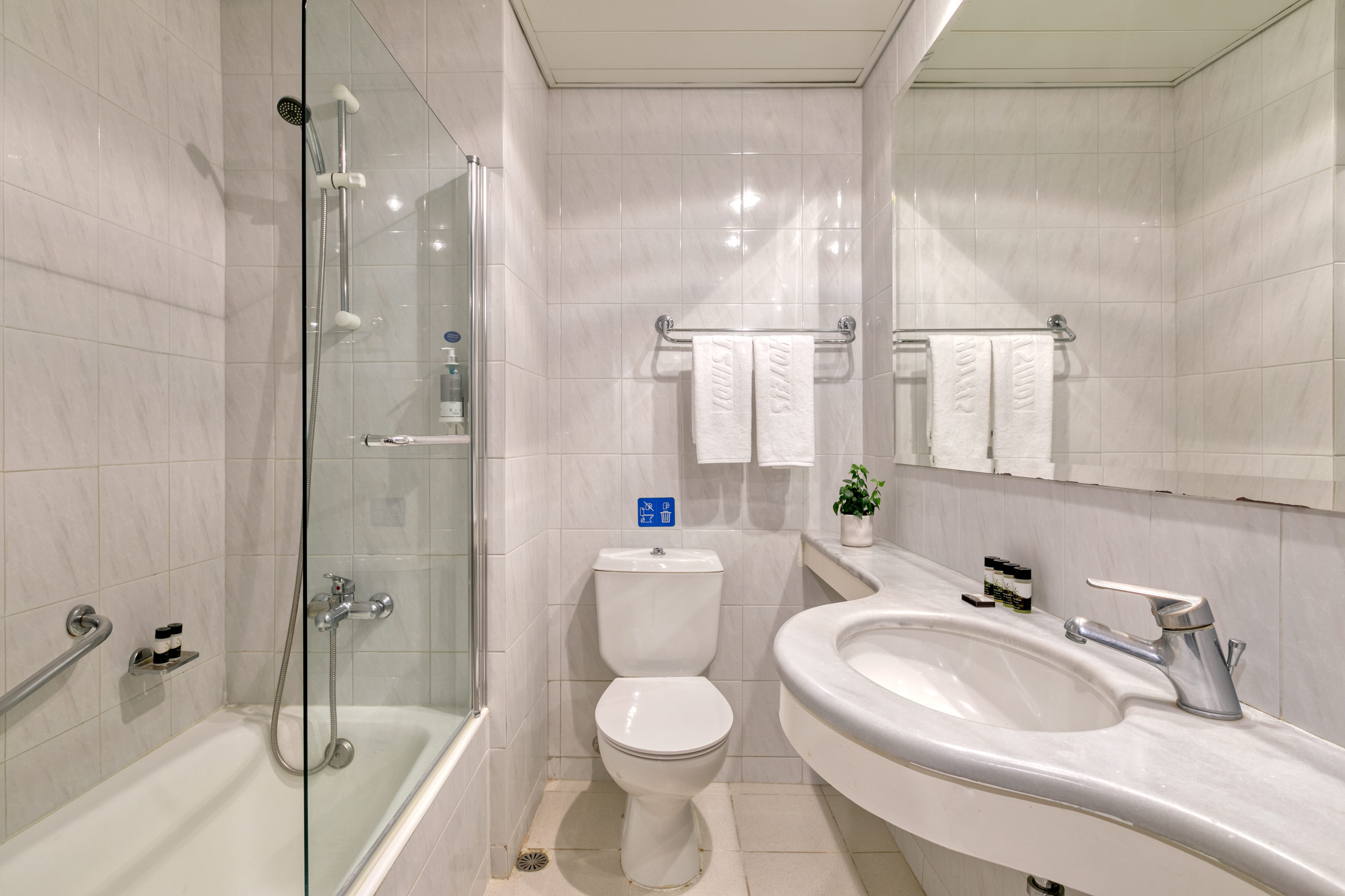 Double or Twin Sea View