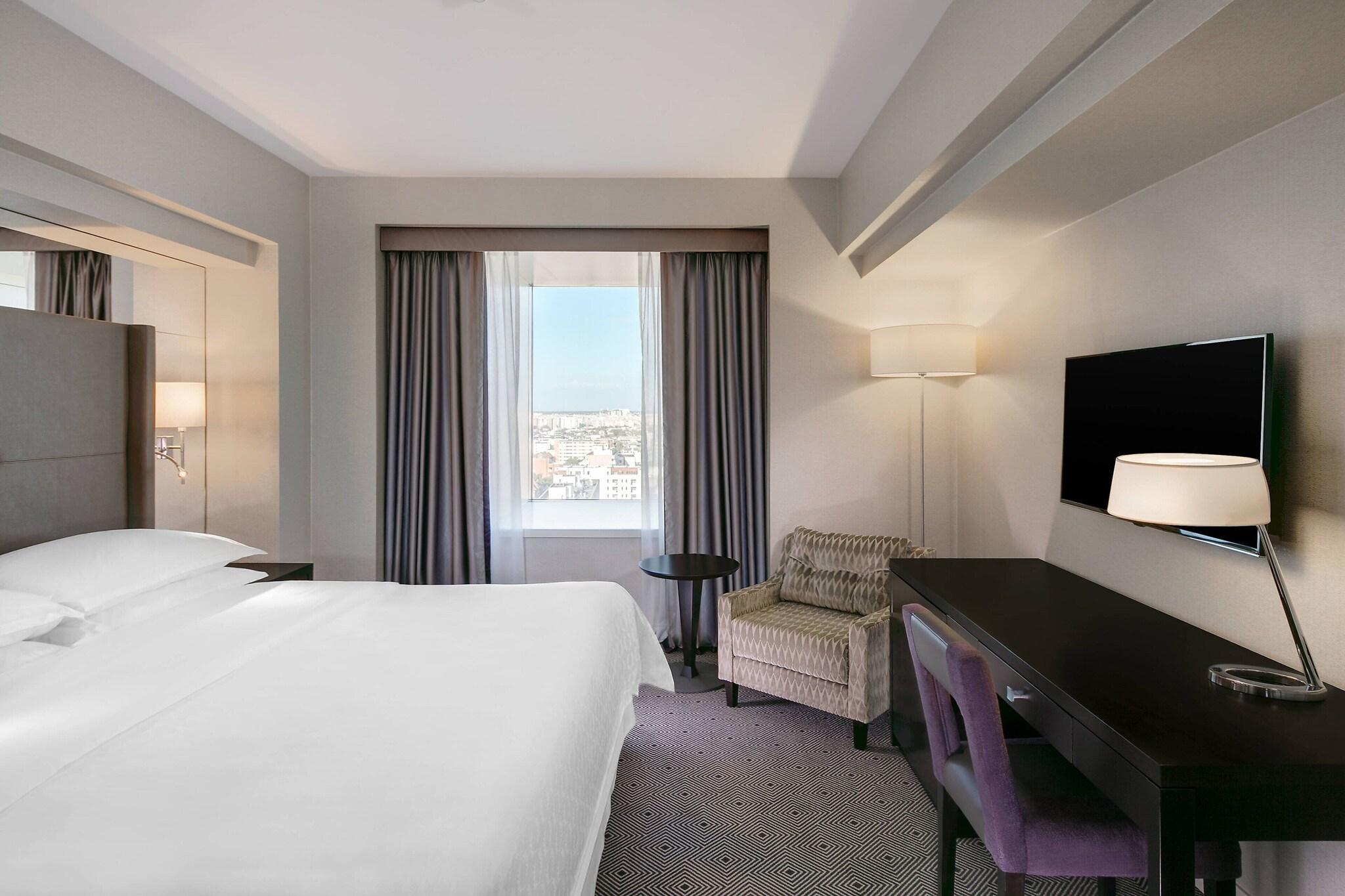 Double Executive King Bed