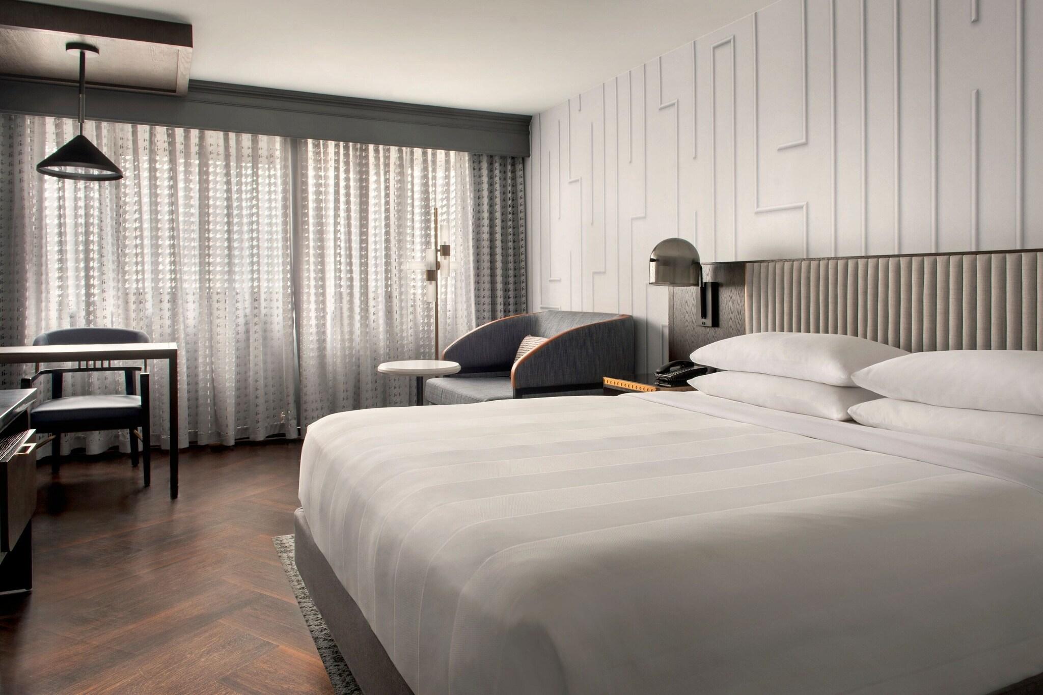 Double Club King Bed