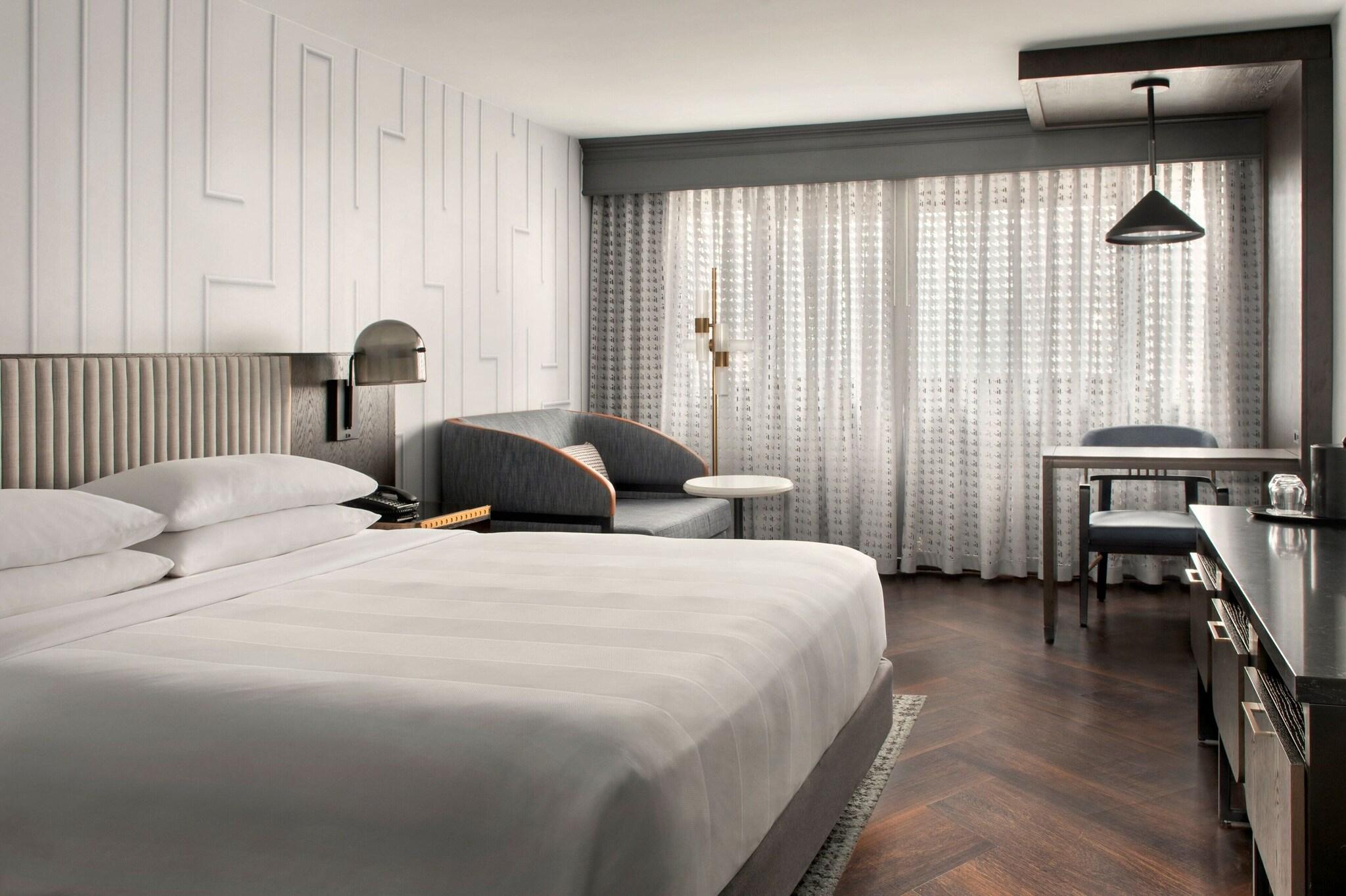 Double Club King Bed