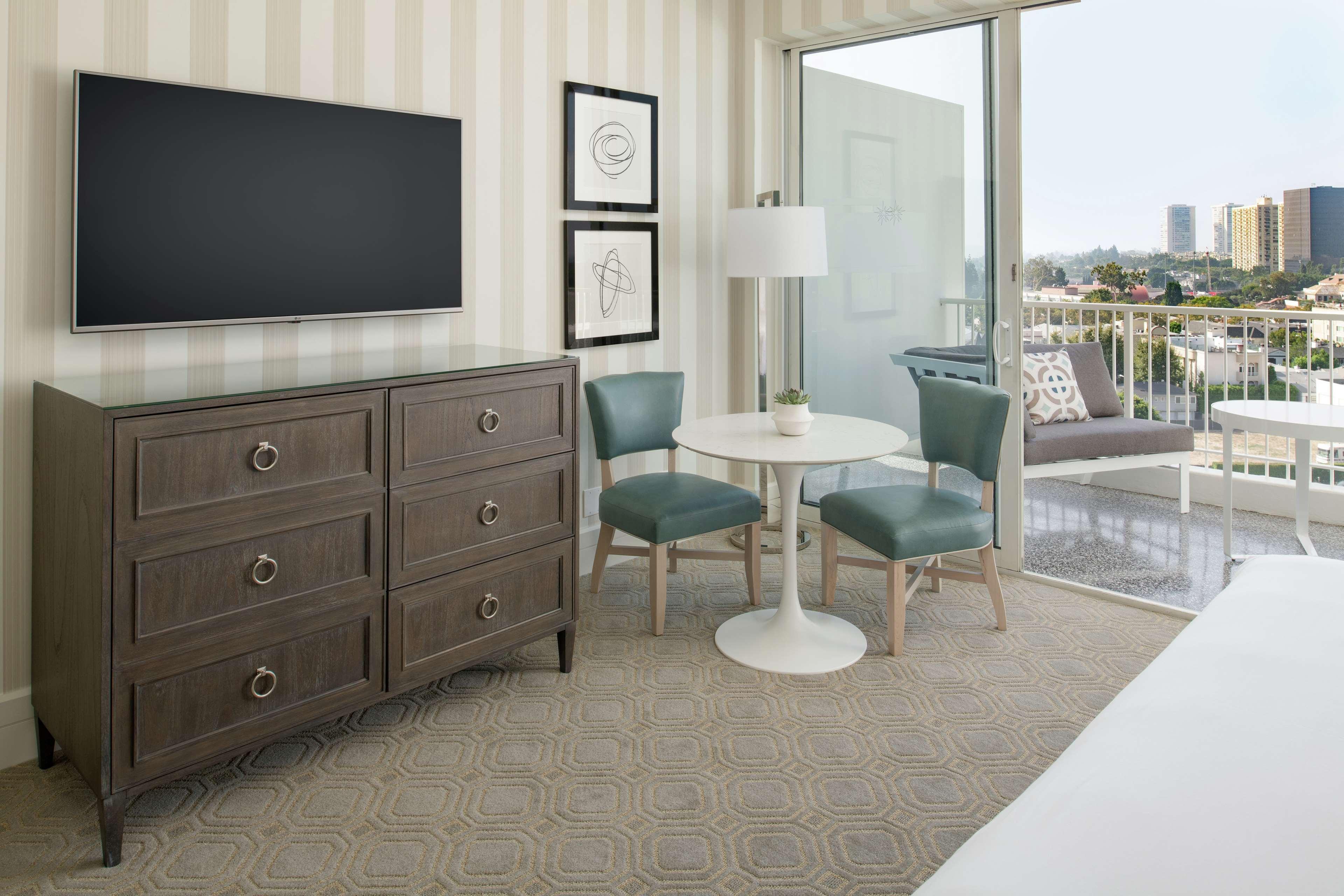 Room Premier King Bed