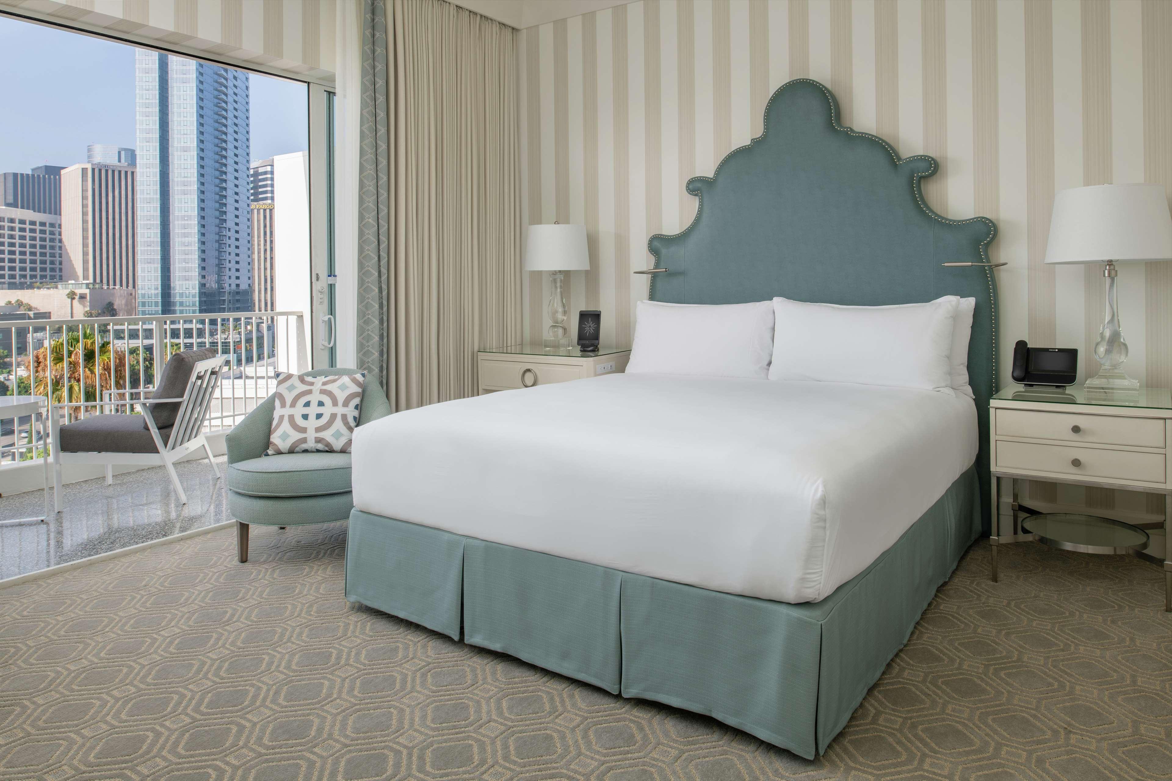 Room Premier King Bed