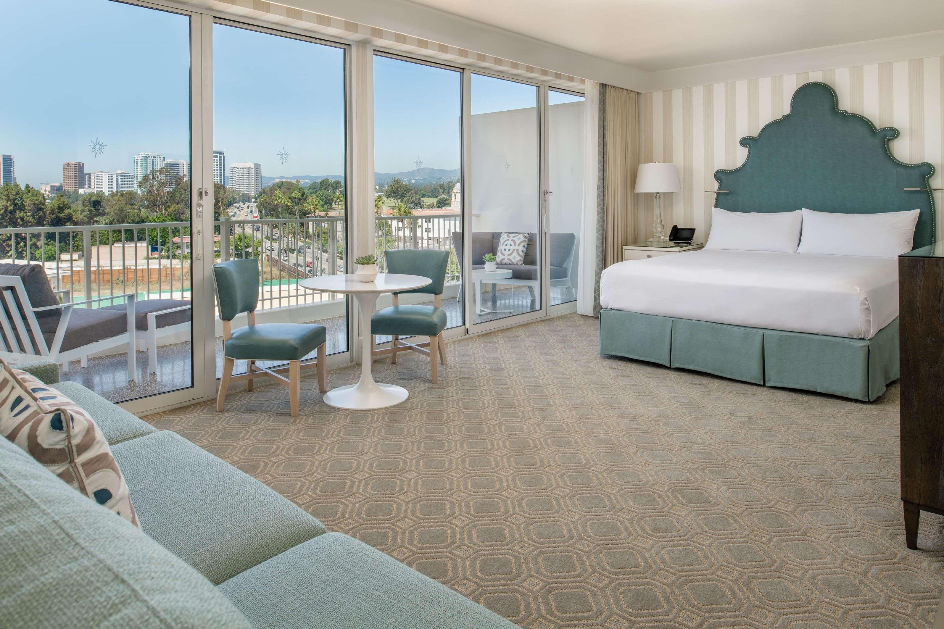 Studio Premier King Bed