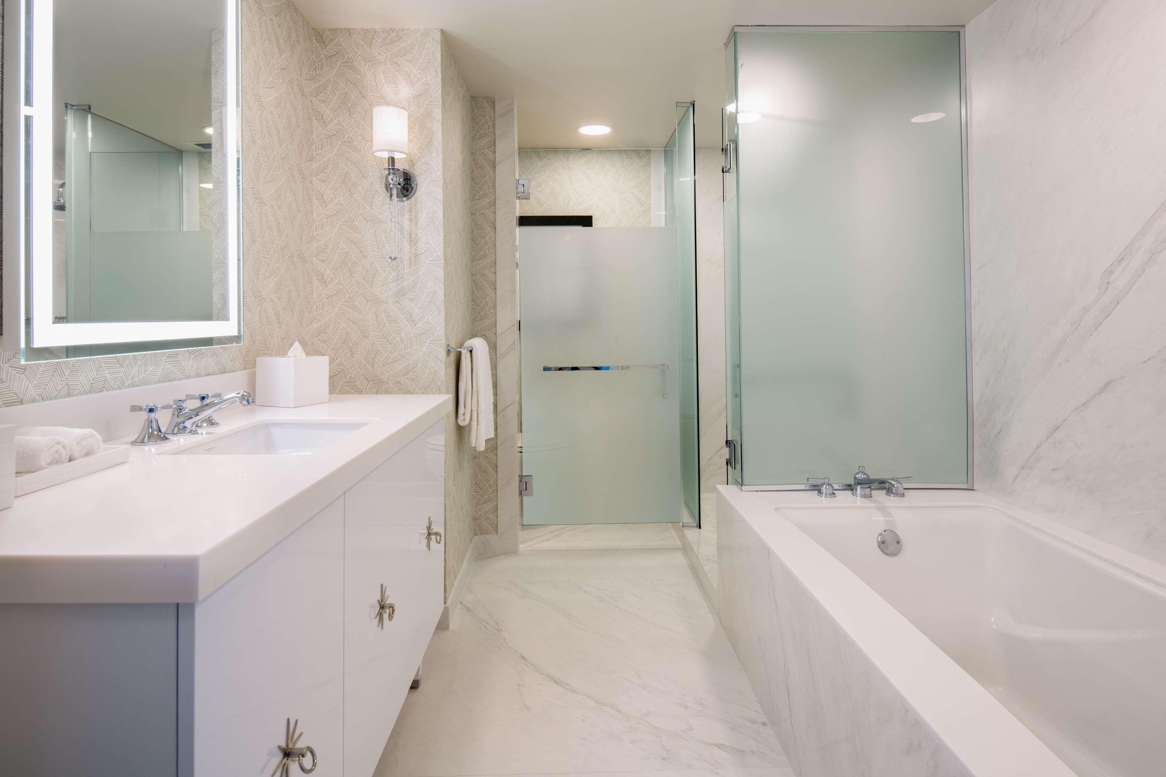 Studio Premier King Bed