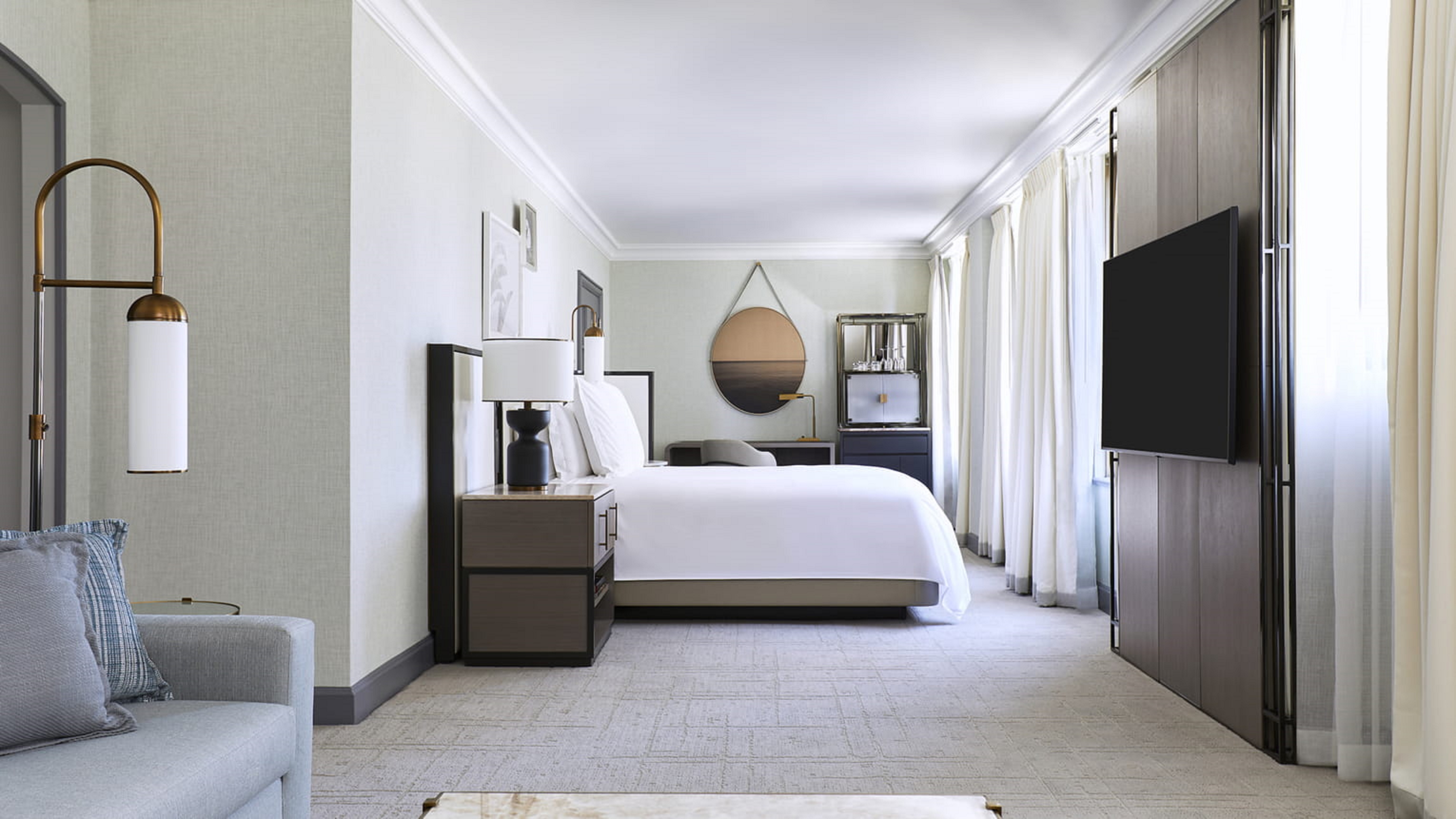 Studio King Size Bed