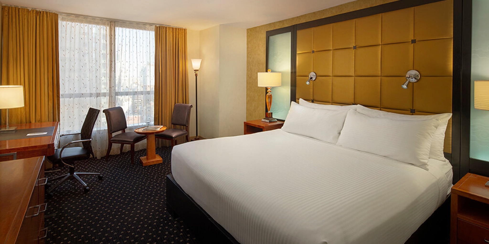 Double Superior Queen Bed