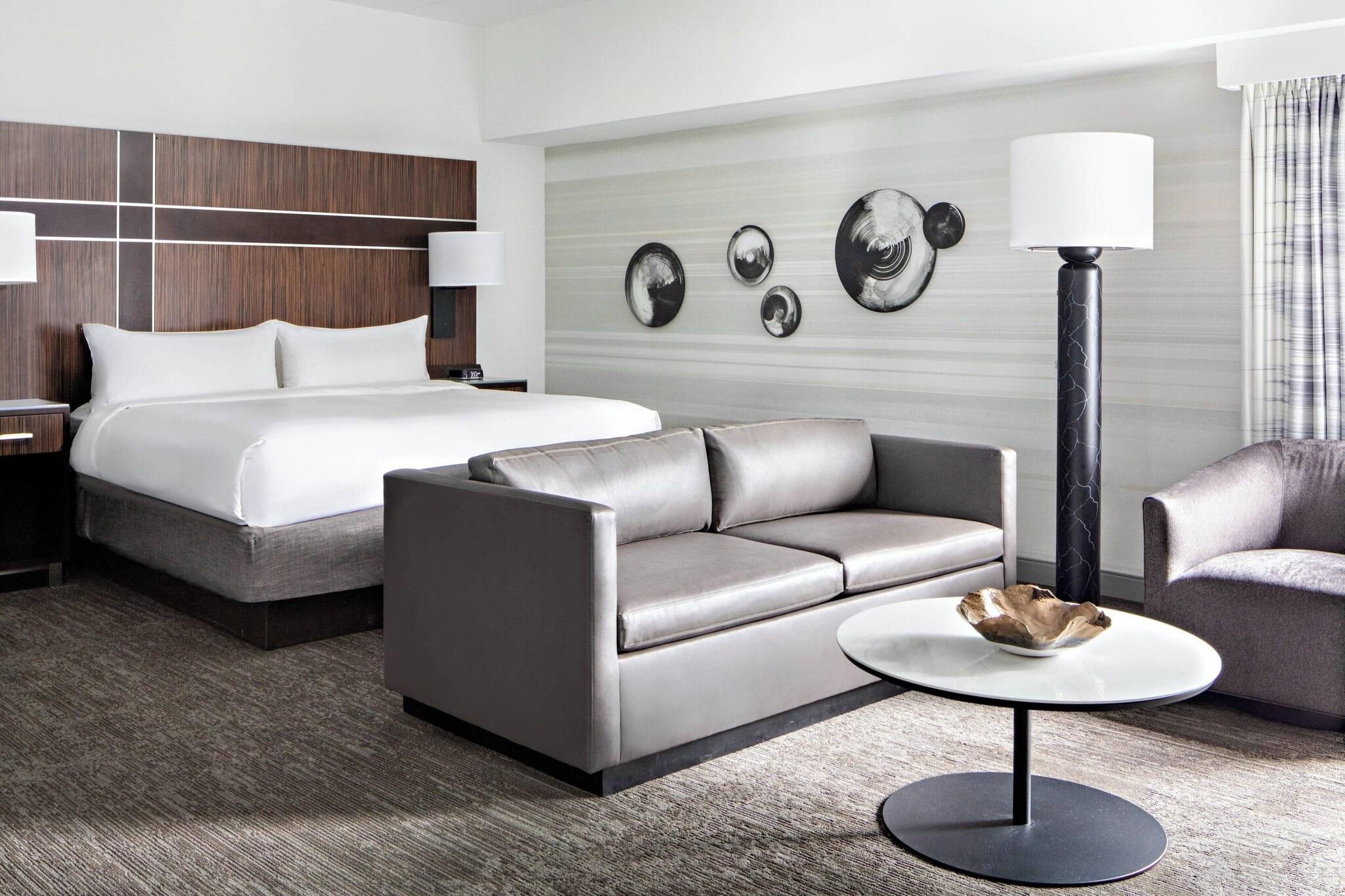 Suite Deluxe King Bed