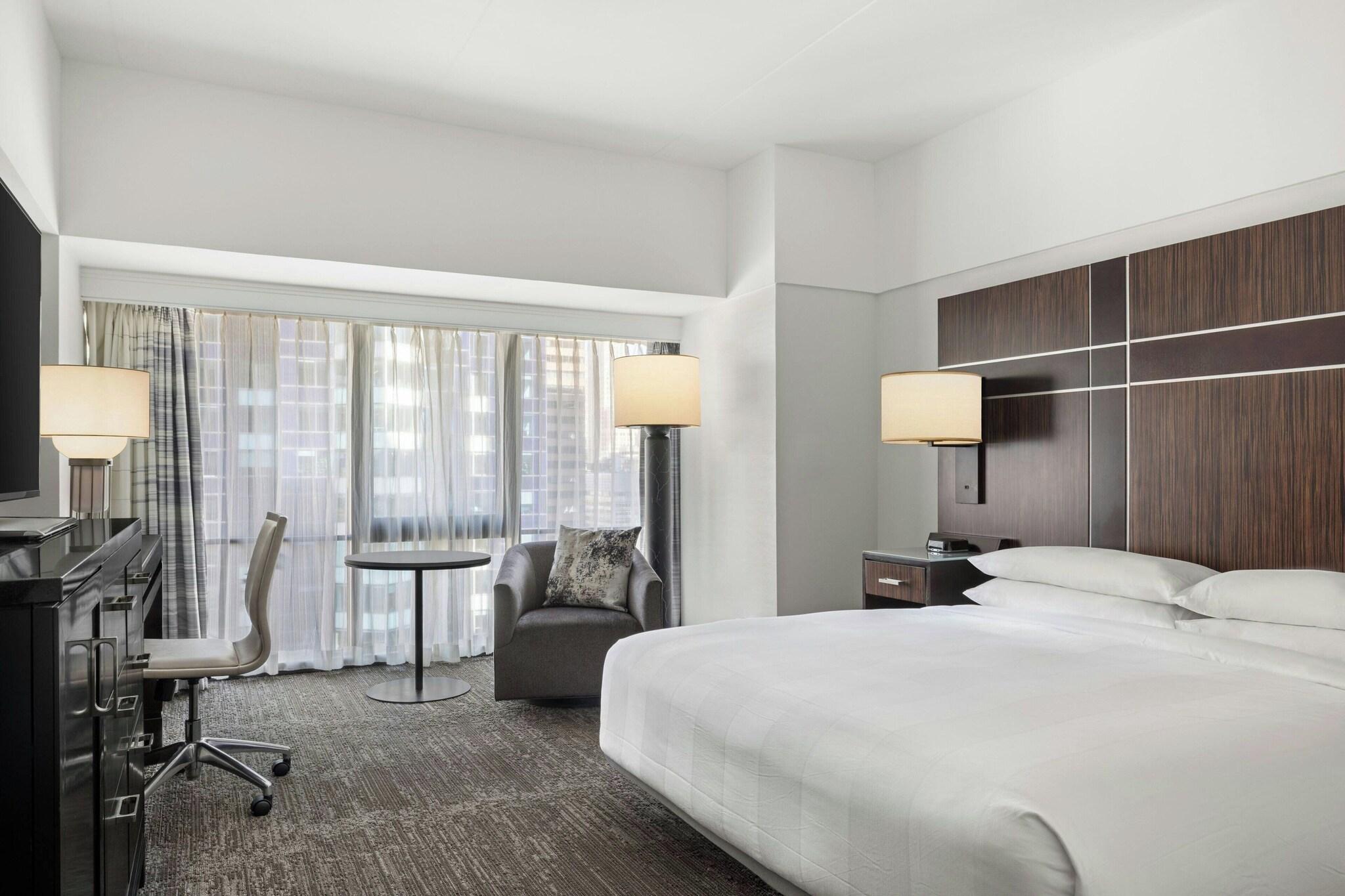 Double Deluxe King Bed