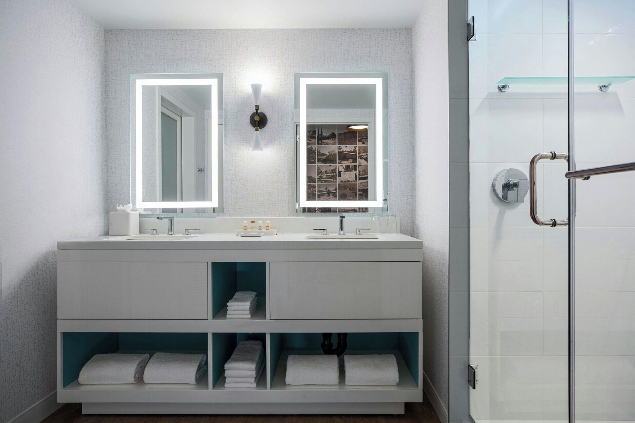 Double Accessible King Size Bed