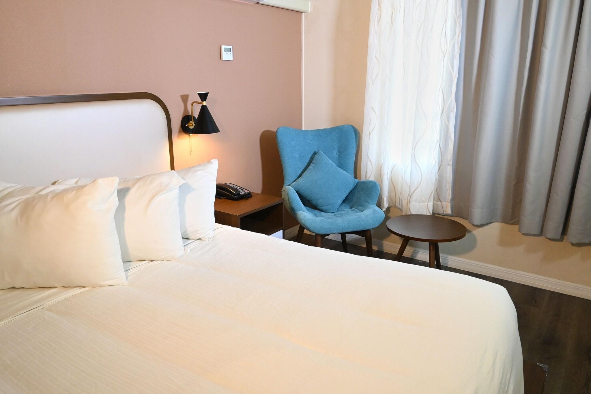 Studio King Size Bed