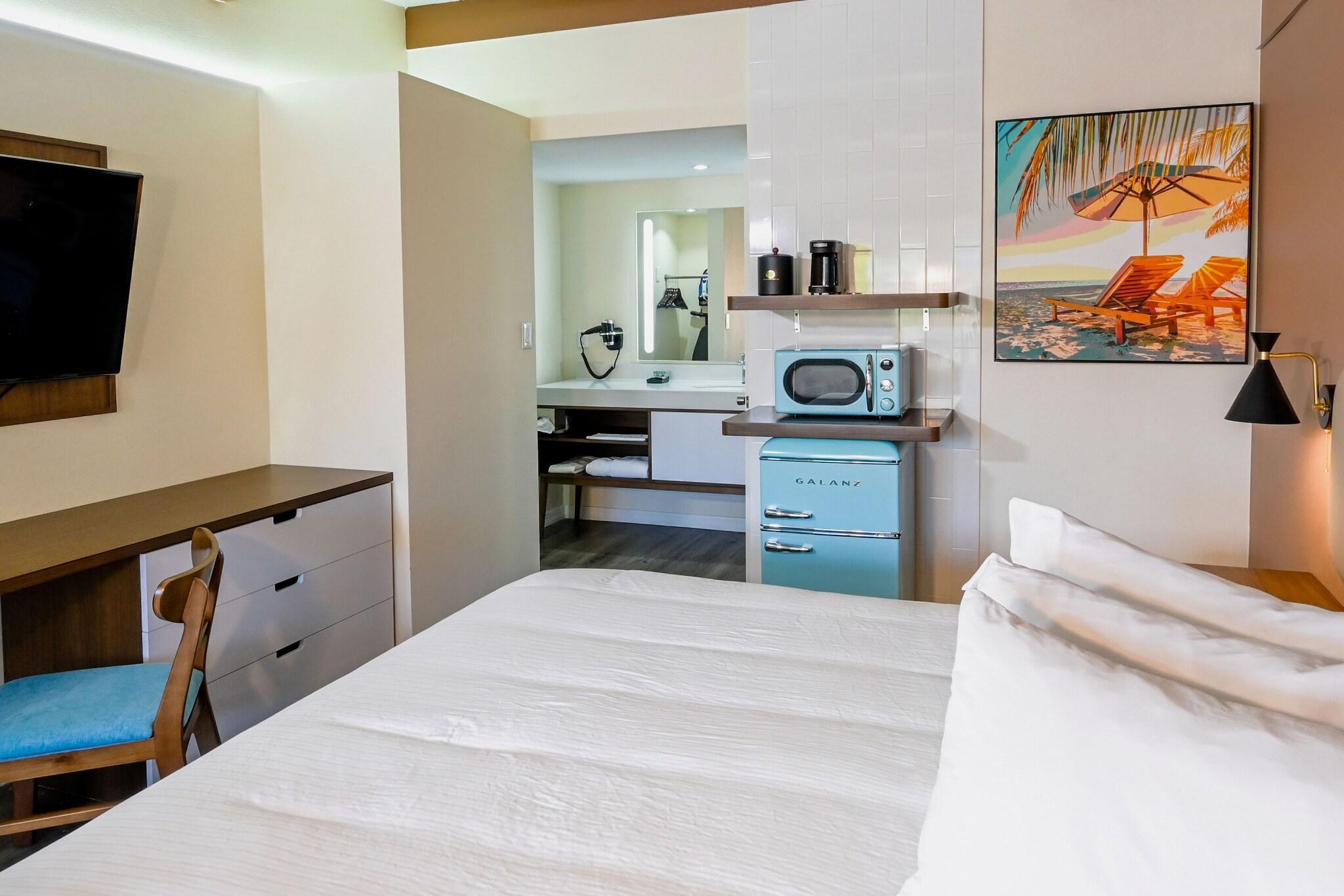 Studio King Size Bed