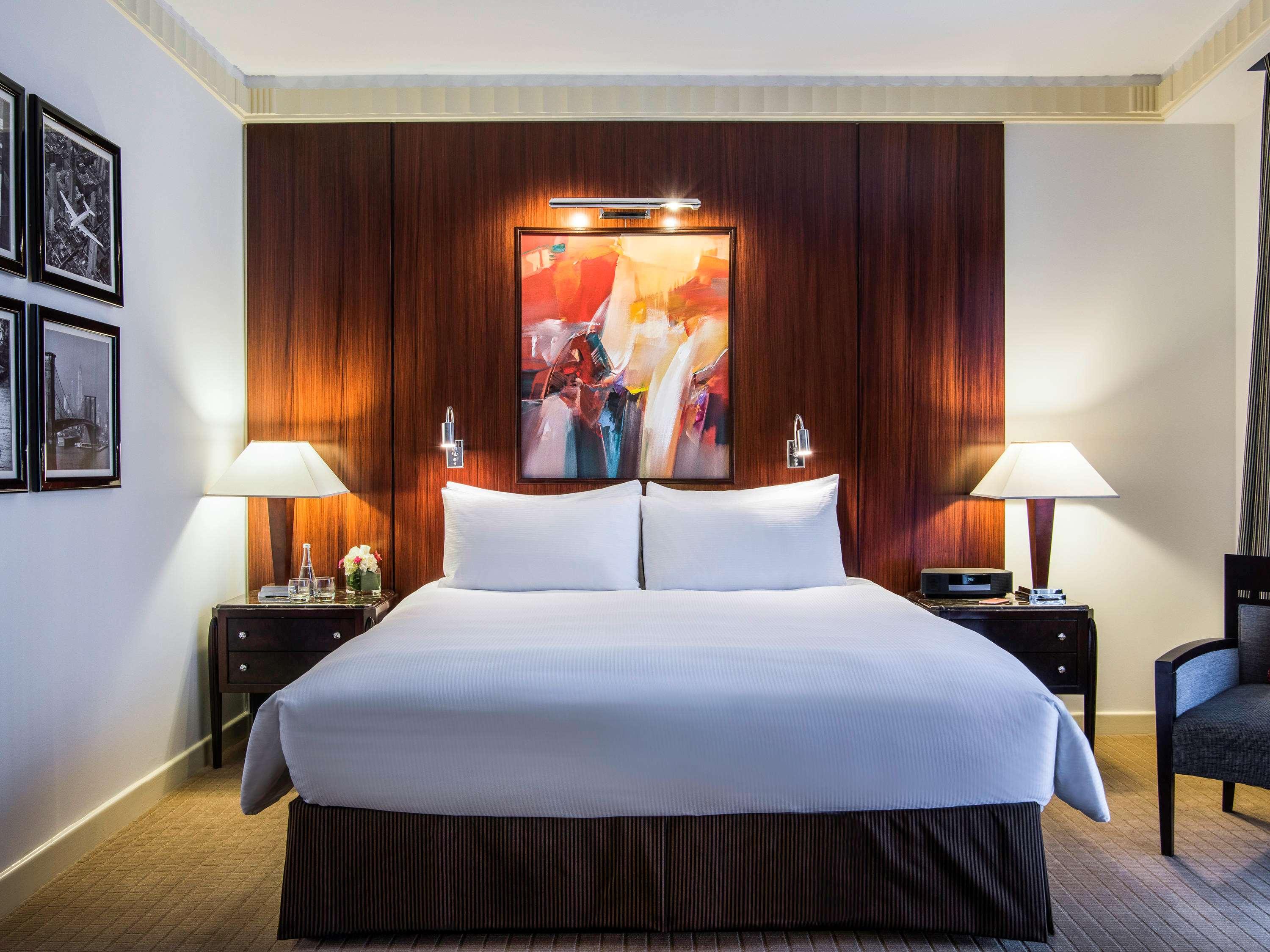 Double Queen Size Bed