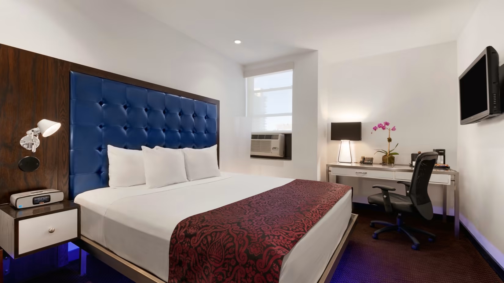 Double Club King Bed